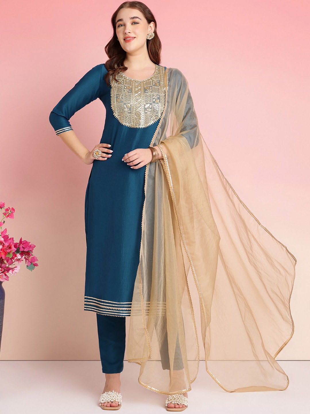 

GoSriKi Floral Embroidered Sequinned Straight Kurta With Trousers & Dupatta, Blue
