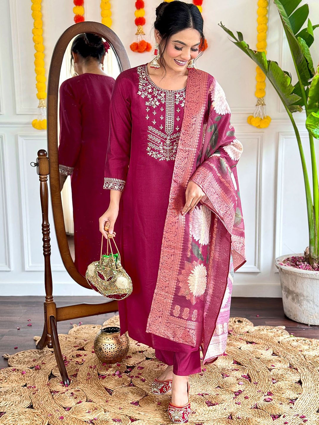 

KALINI Ethnic Motifs Embroidered Sequinned Kurta with Trouser & Dupatta, Maroon