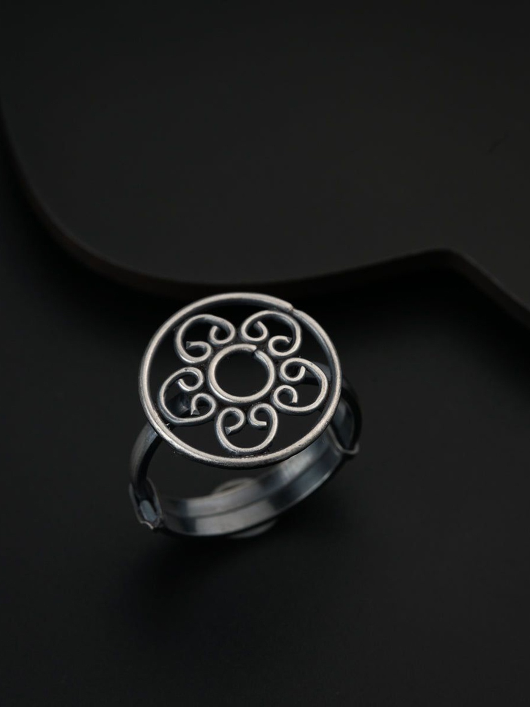 

House of Aadyaa 92.5 Sterling Silver Round Shape Finger Ring