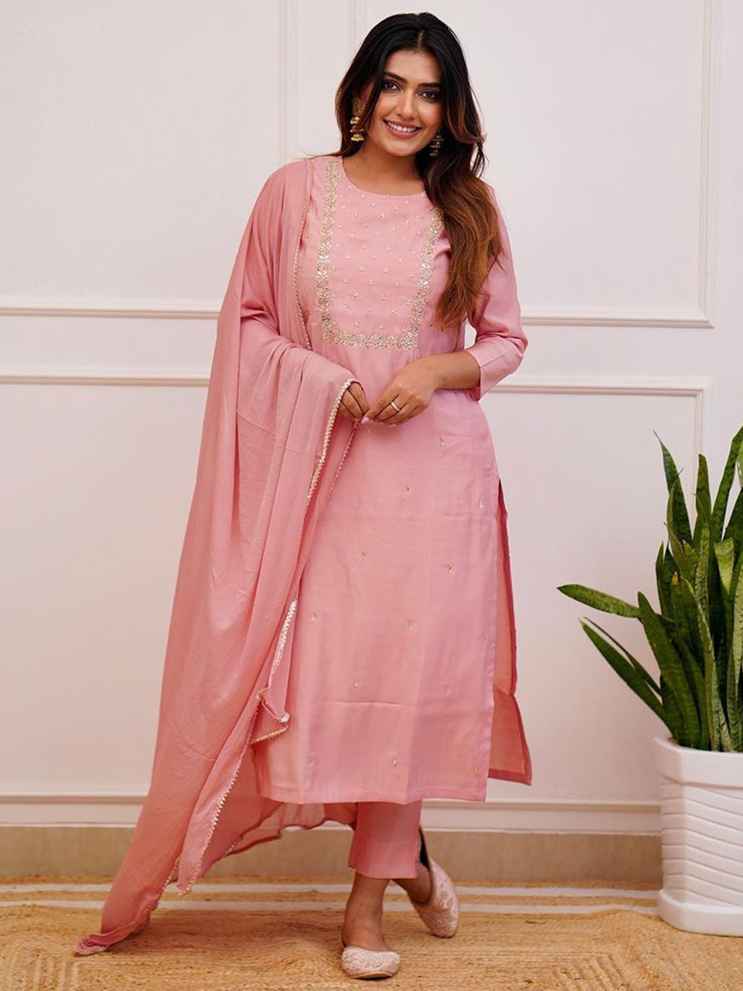 

HERE&NOW Floral Embroidered Chanderi Silk Kurta with Trousers & Dupatta, Pink