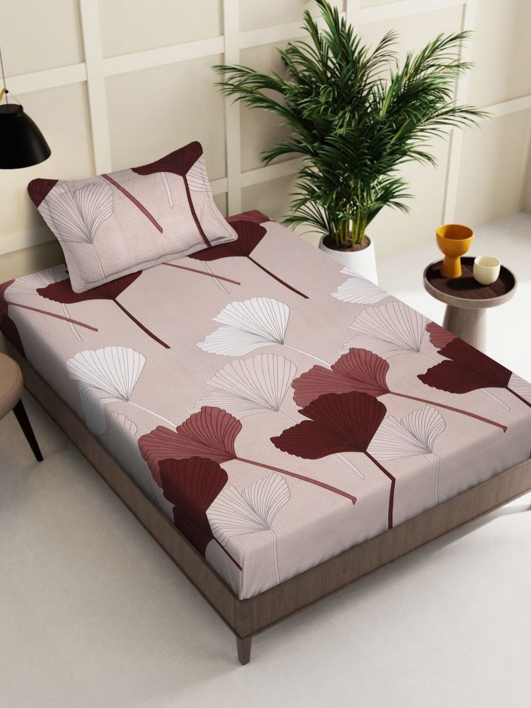 KLOTTHE Pink Floral Printed 300 TC Single Bedsheet With Pillow Cover