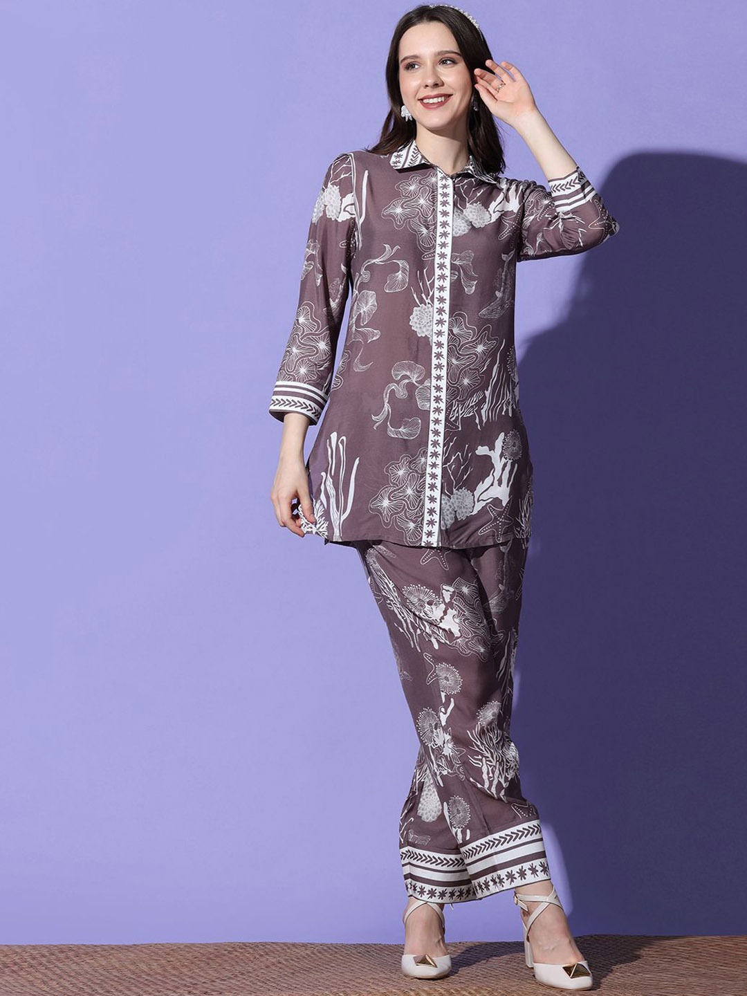 

FUTURO Shirt Collar Printed Tunic & Trousers, Brown