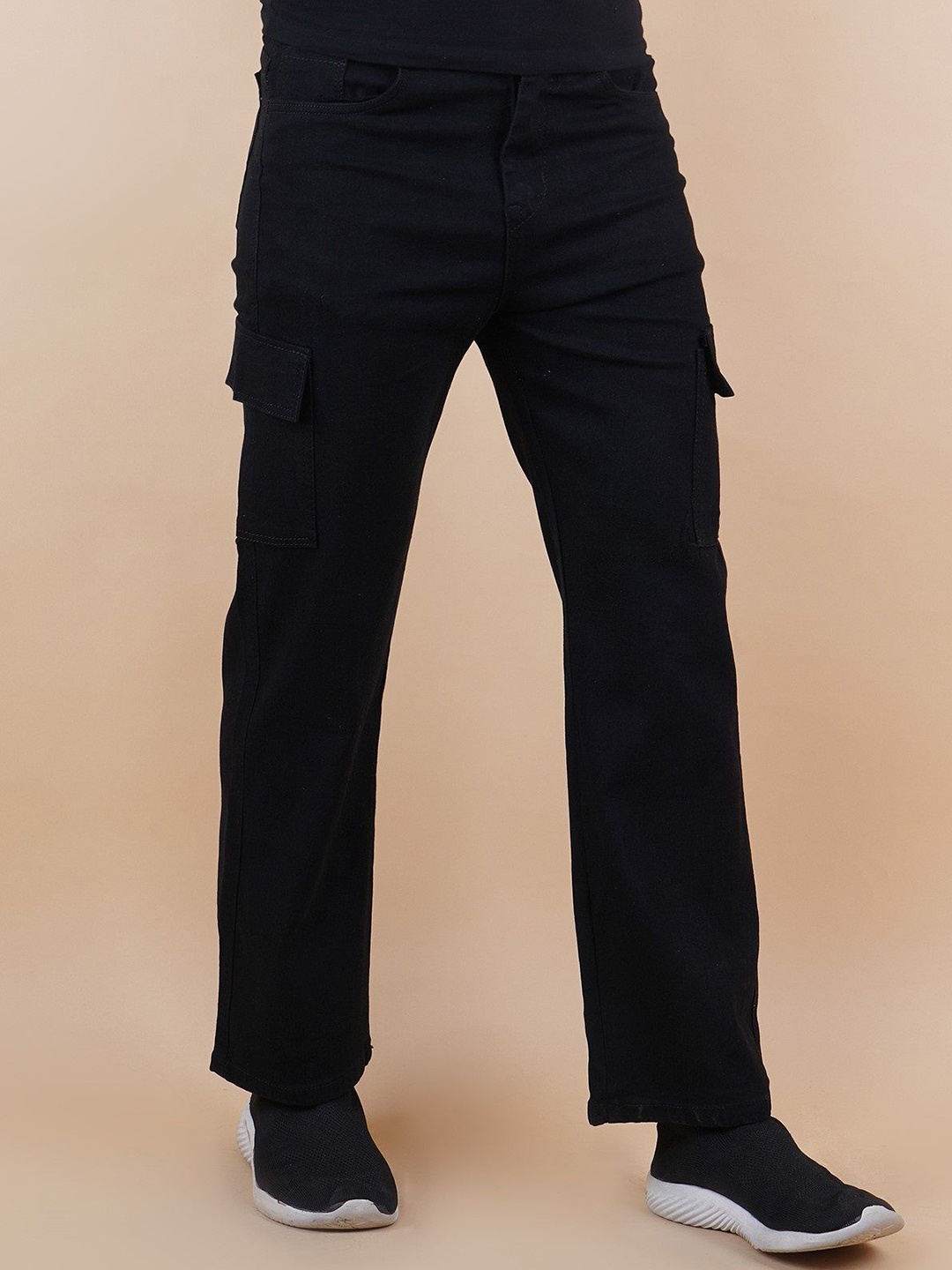 

LINARIA Men Classic Low Distress Jeans, Black