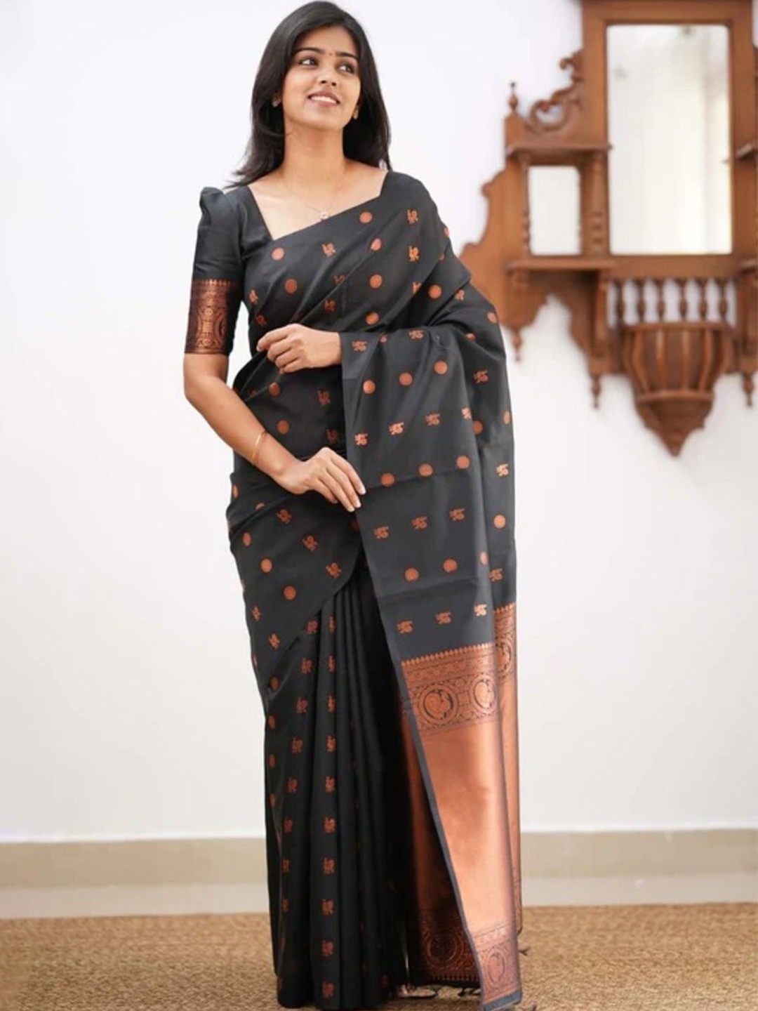 

Anouk Woven Design Zari Saree, Black
