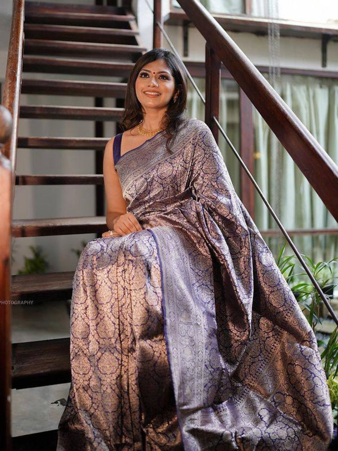 

Anouk Woven Design Zari Saree, Navy blue