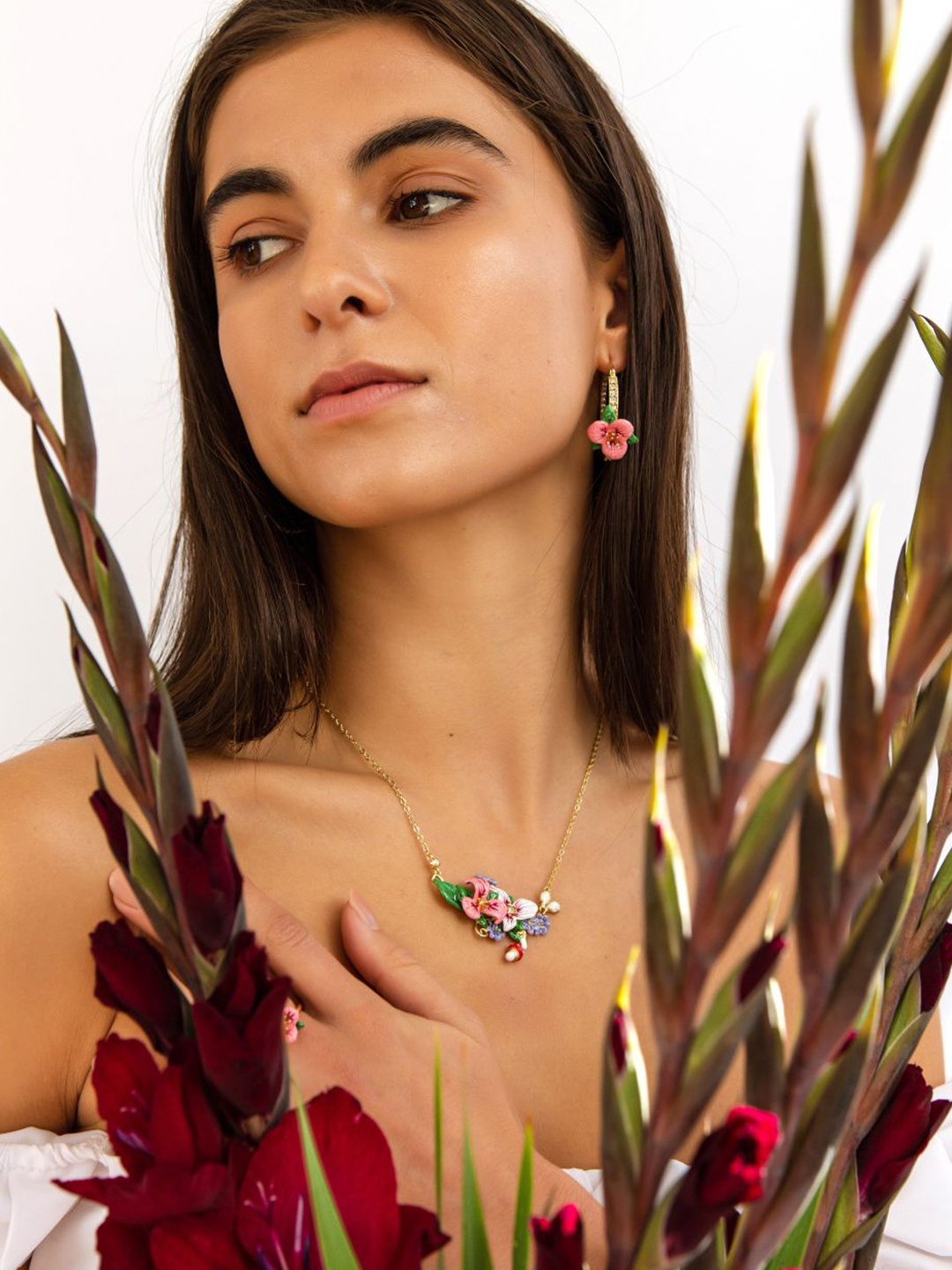 

Sahi London Brass Gold-Plated Enamelled Necklace
