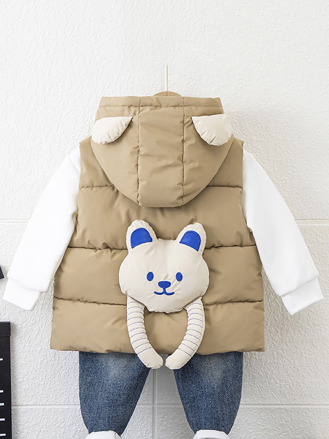 

StyleCast x Revolte Boys Hooded Sleeveless Gilet Jacket, Khaki