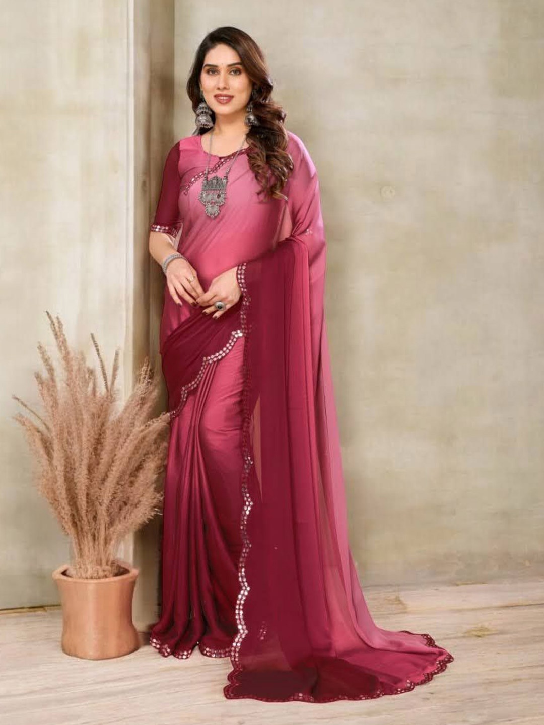 

Vipra Designer Ombre Mirror Work Saree, Maroon