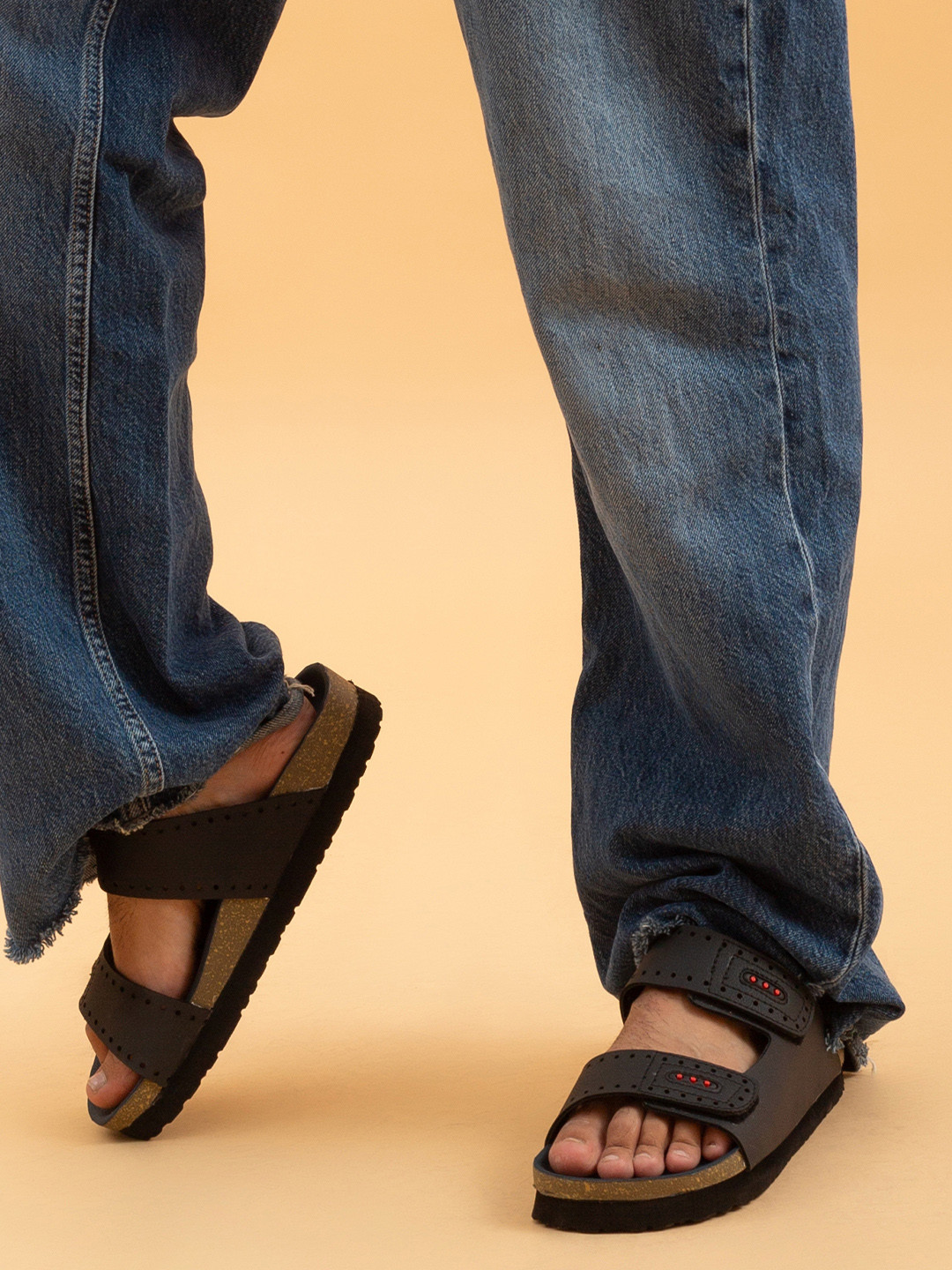 

Big Fox Men Comfort Sandals, Black