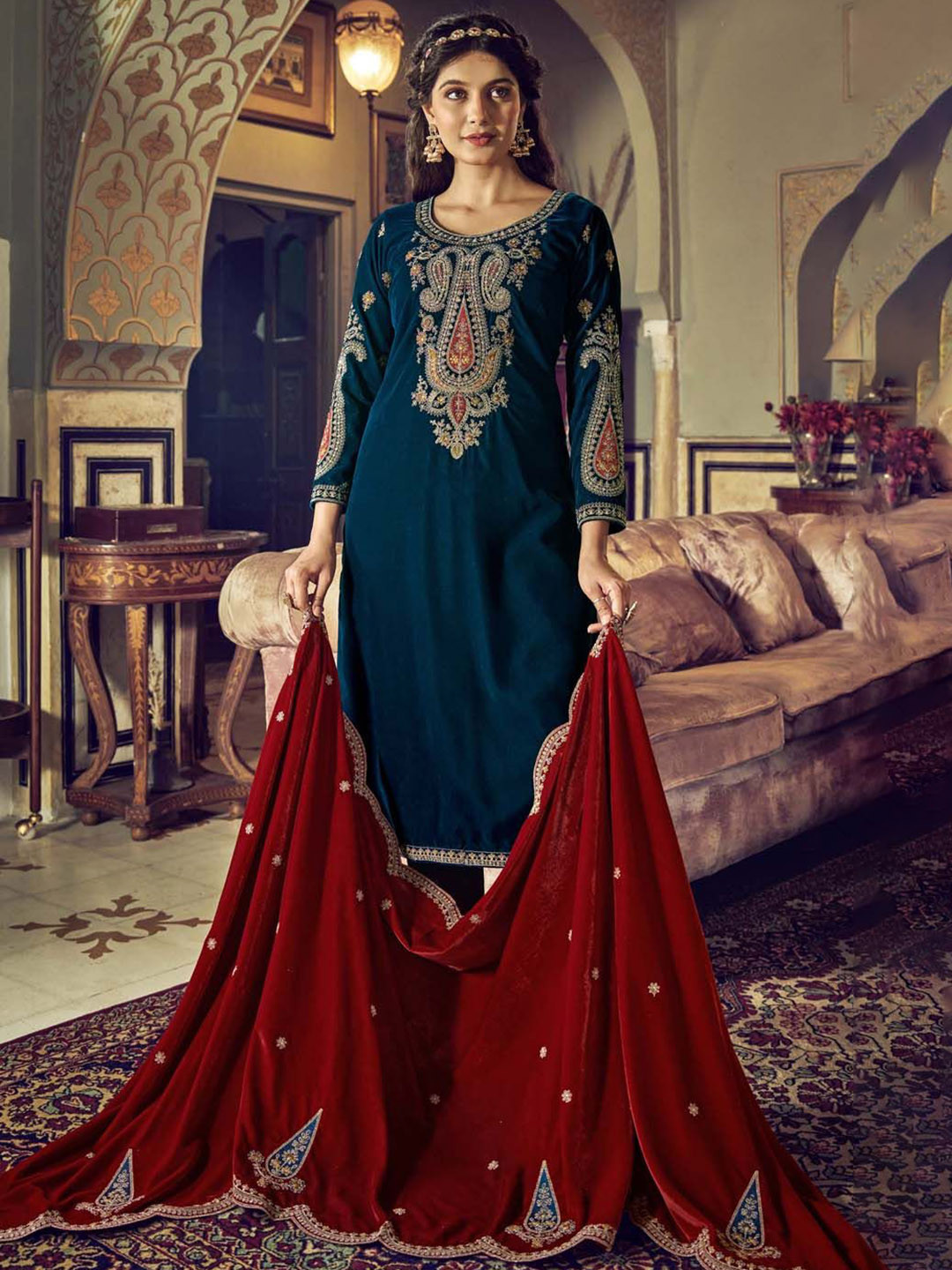 

Clora Creation Women Ethnic Motifs Embroidered Regular Velvet Kurta with Trousers & With Dupatta, Teal