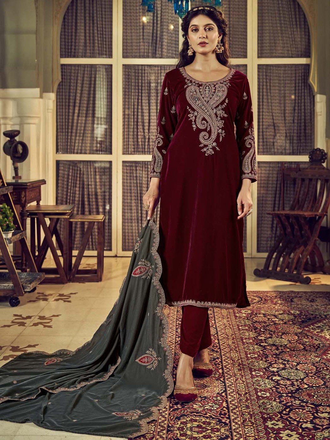 

Clora Creation Women Ethnic Motifs Embroidered Regular Thread Work Velvet Kurta with Trousers & With Dupatta, Maroon