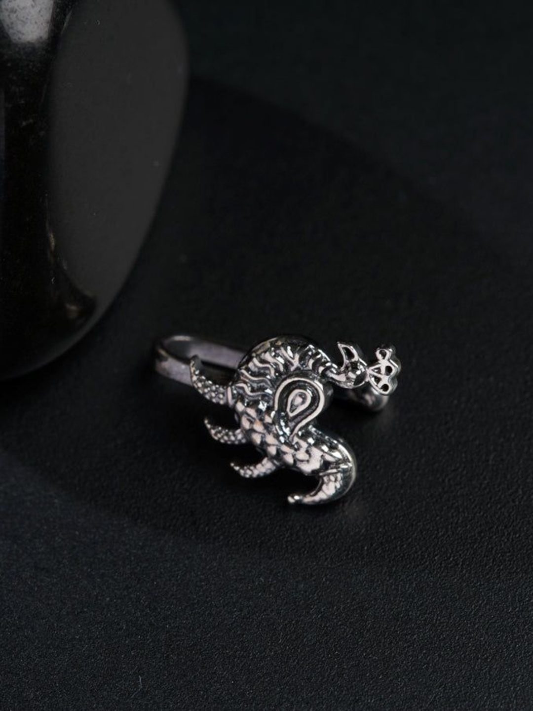 

House of Aadyaa Stud Nosepin, Silver