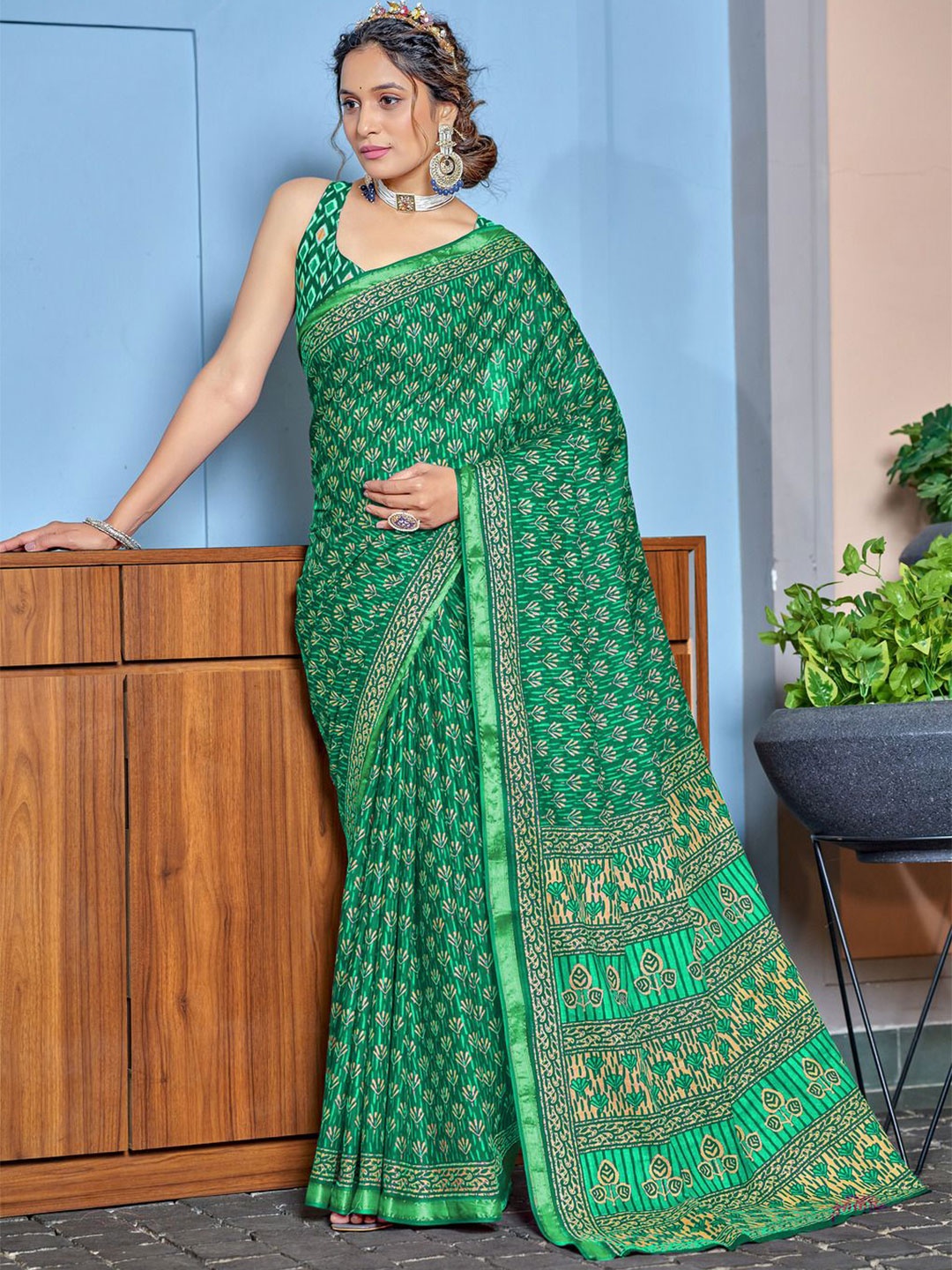 

Anouk Ethnic Motifs Printed Pure Cotton Saree, Green