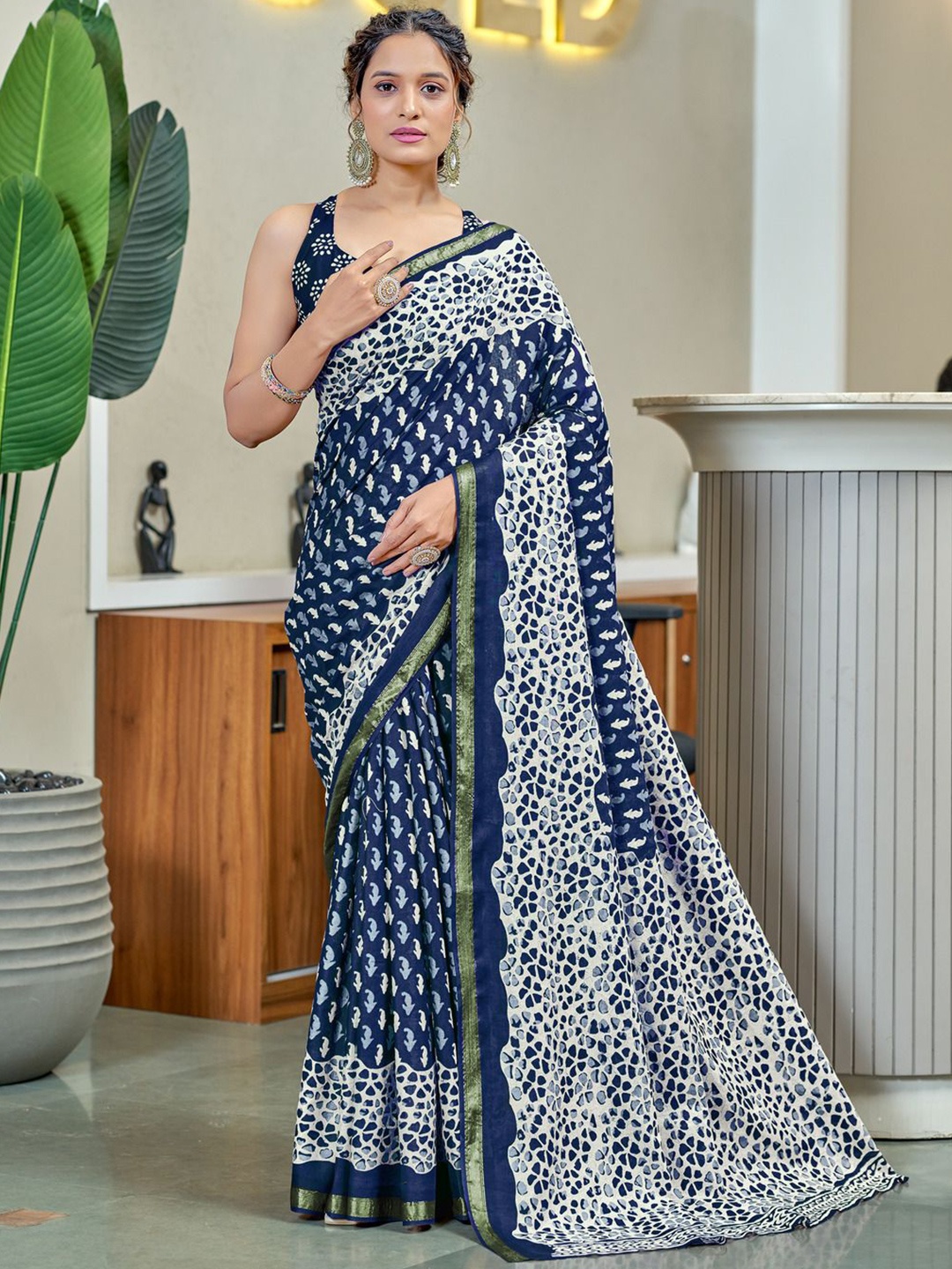 

Anouk Floral Printed Pure Cotton Saree, Blue