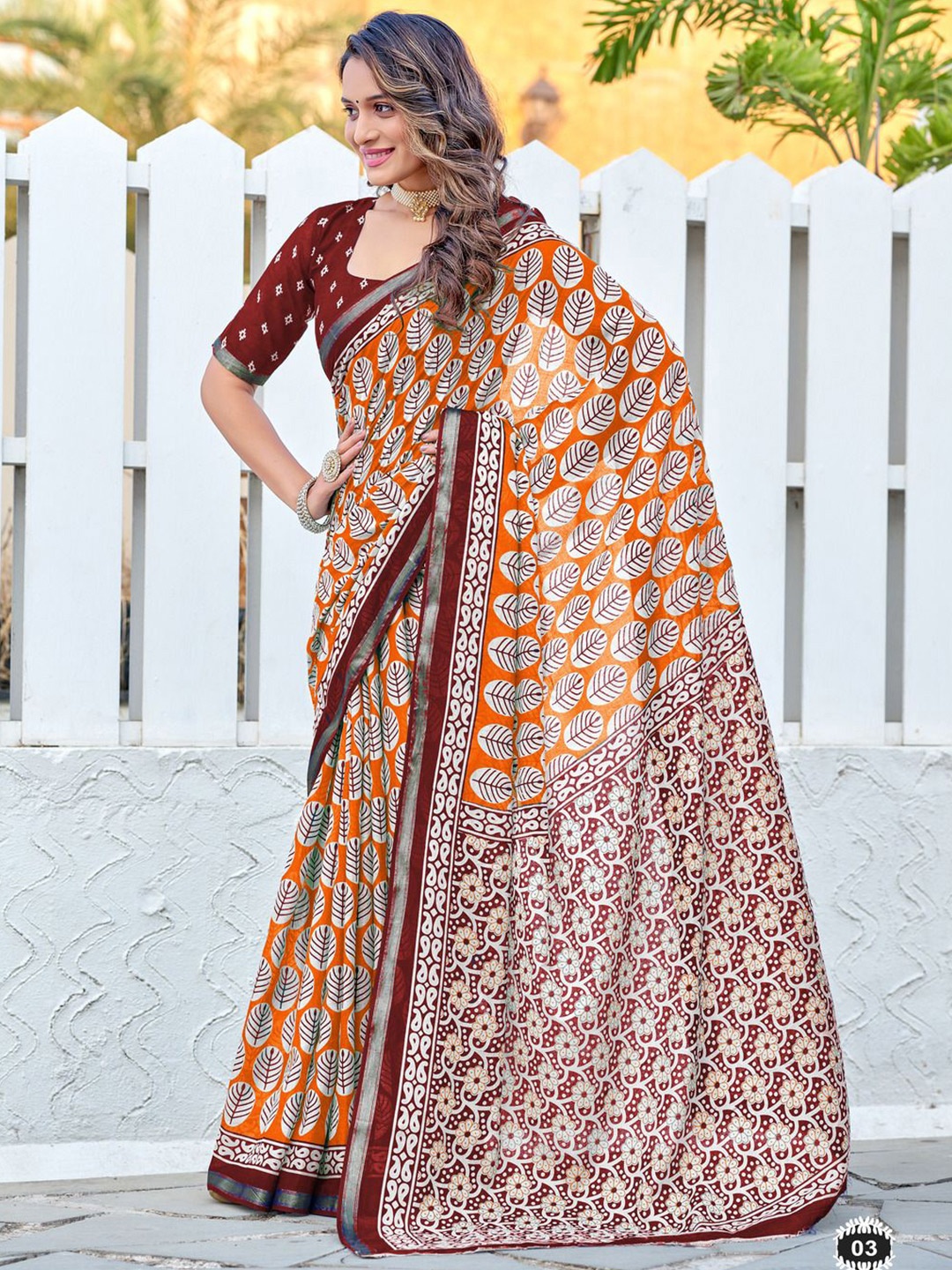 

Anouk Floral Printed Pure Cotton Saree, Orange