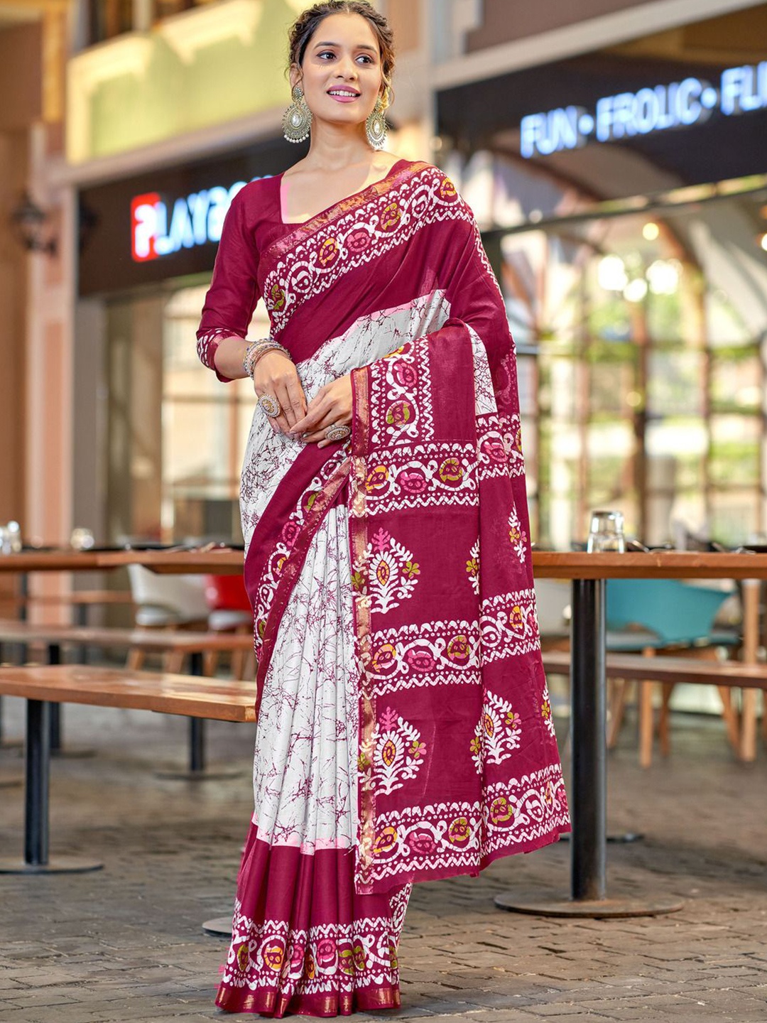 

Anouk Ethnic Motifs Printed Pure Cotton Saree, Maroon