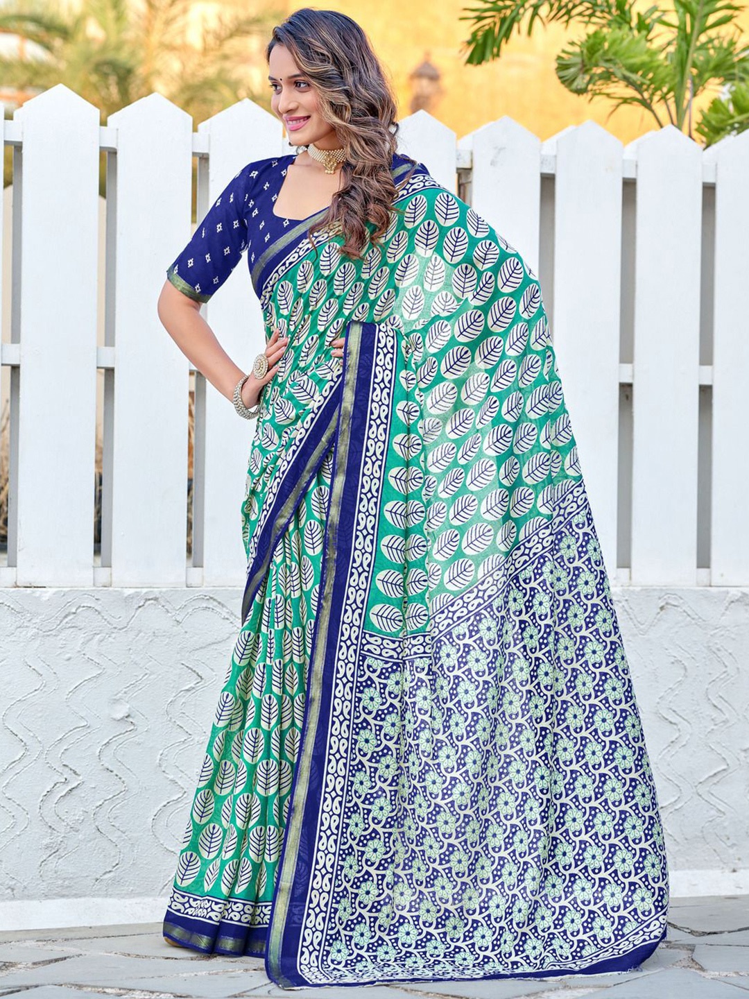 

Anouk Ethnic Motifs Pure Cotton Saree, Green