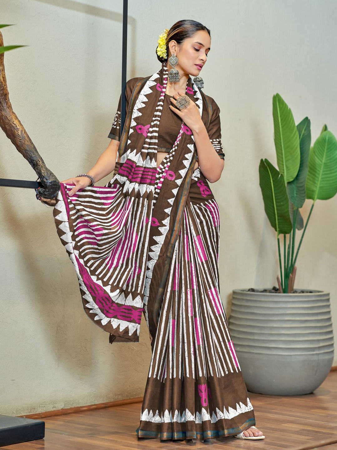 

Anouk Printed Pure Cotton Saree, Brown