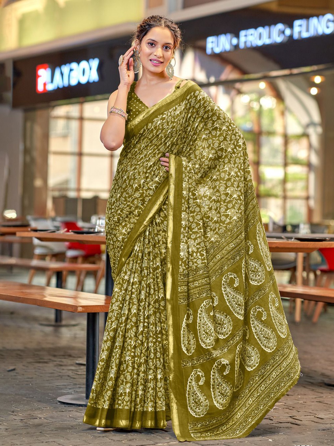 

Anouk Floral Printed Pure Cotton Saree, Olive