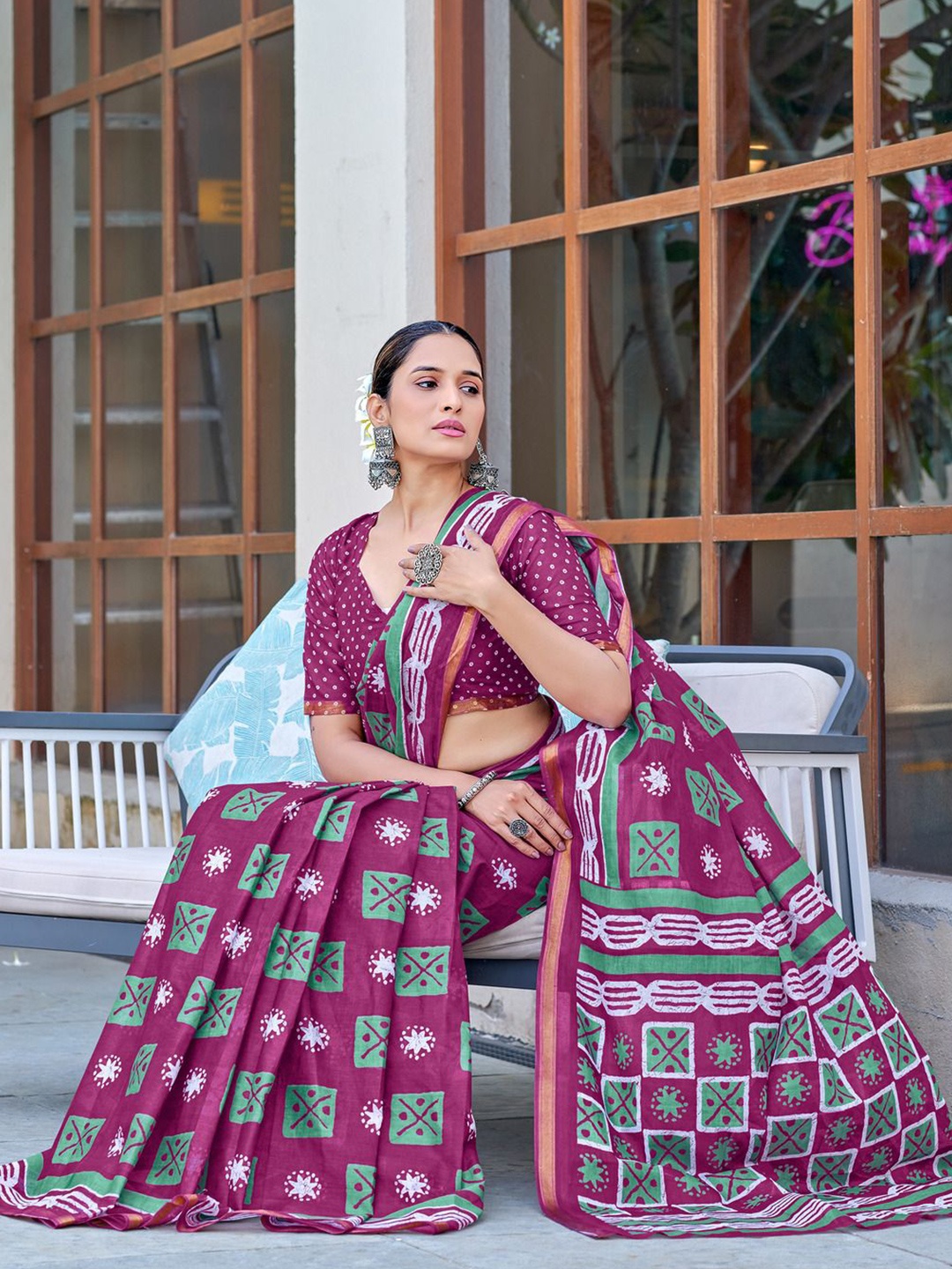 

Anouk Ethnic Motifs Printed Pure Cotton Saree, Burgundy