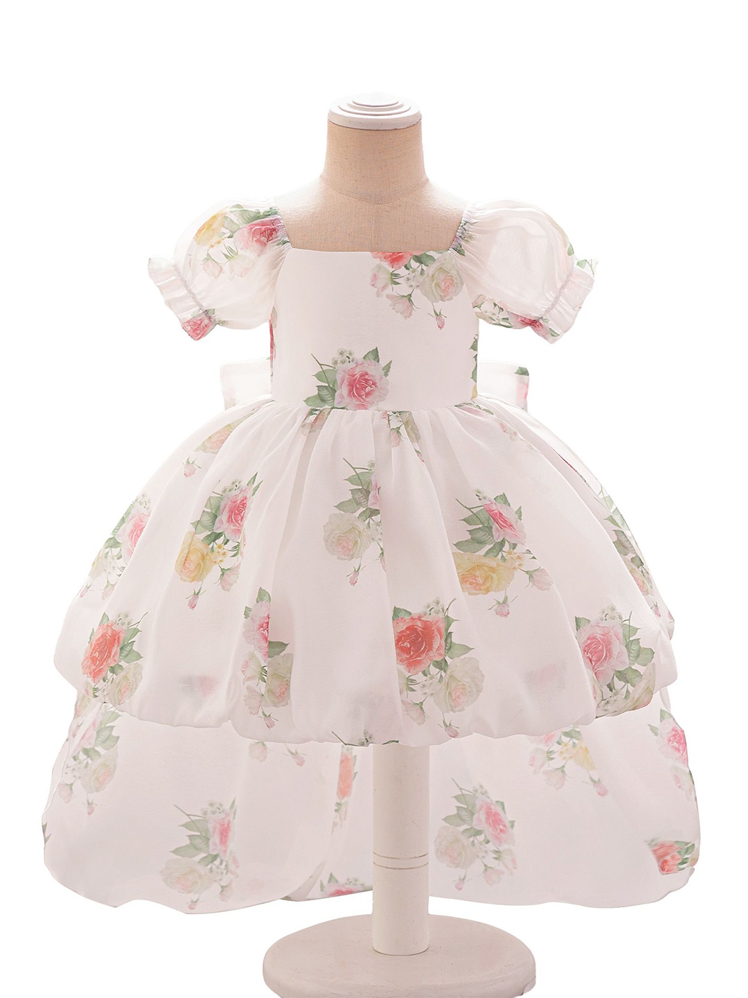 

StyleCast x Revolte Girls Floral Printed Balloon Dress, White