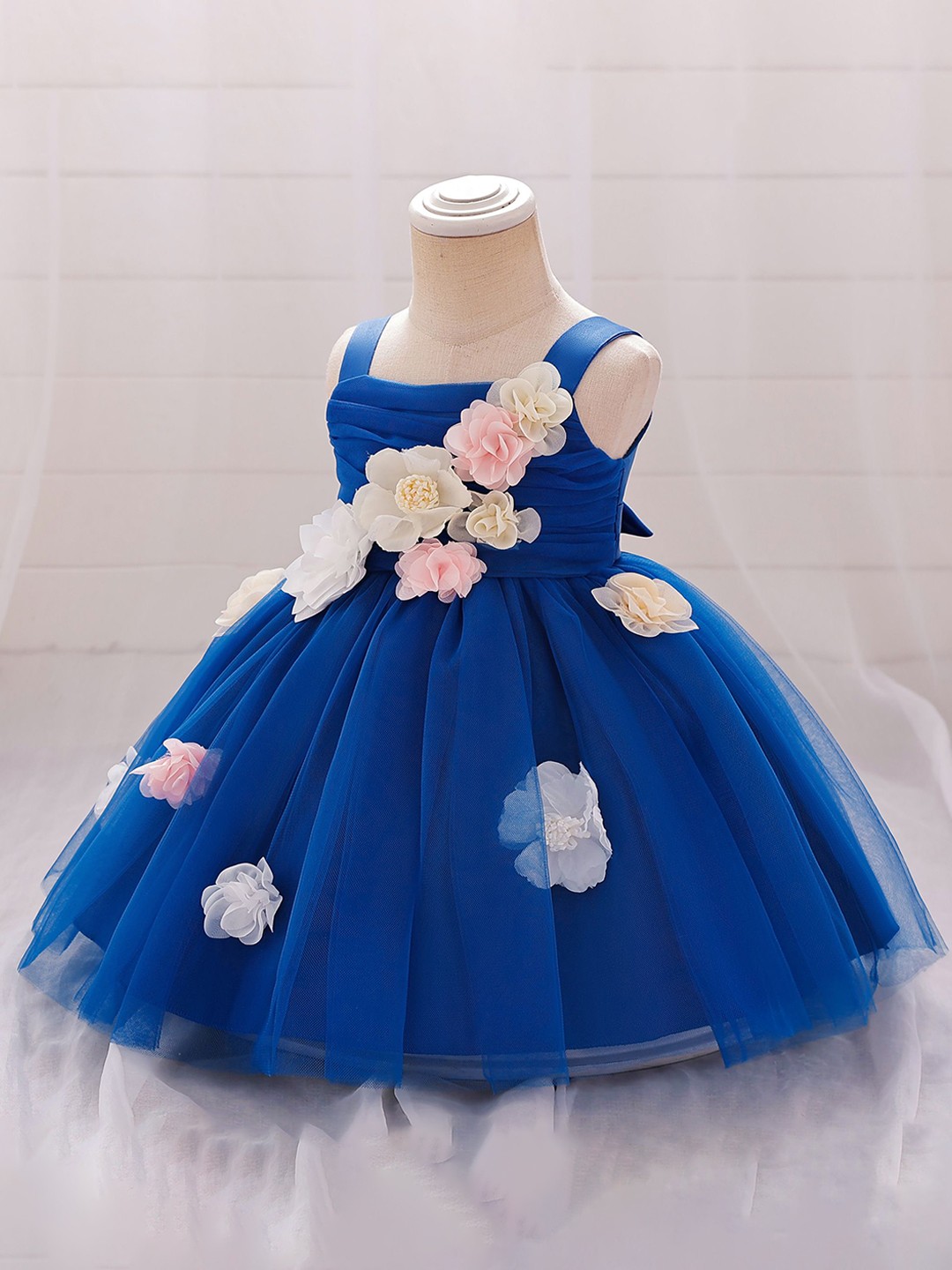 

StyleCast x Revolte Girls Applique Gown Dress, Blue