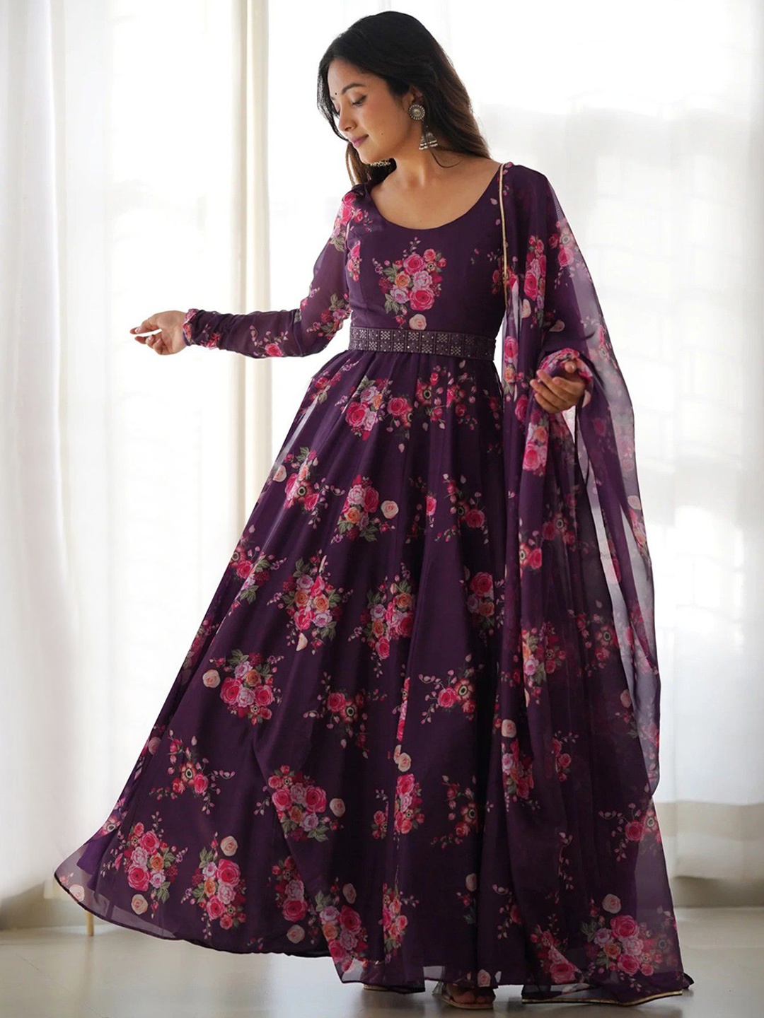 

Femvy Floral Printed Anarkali Kurta With Dupatta, Magenta