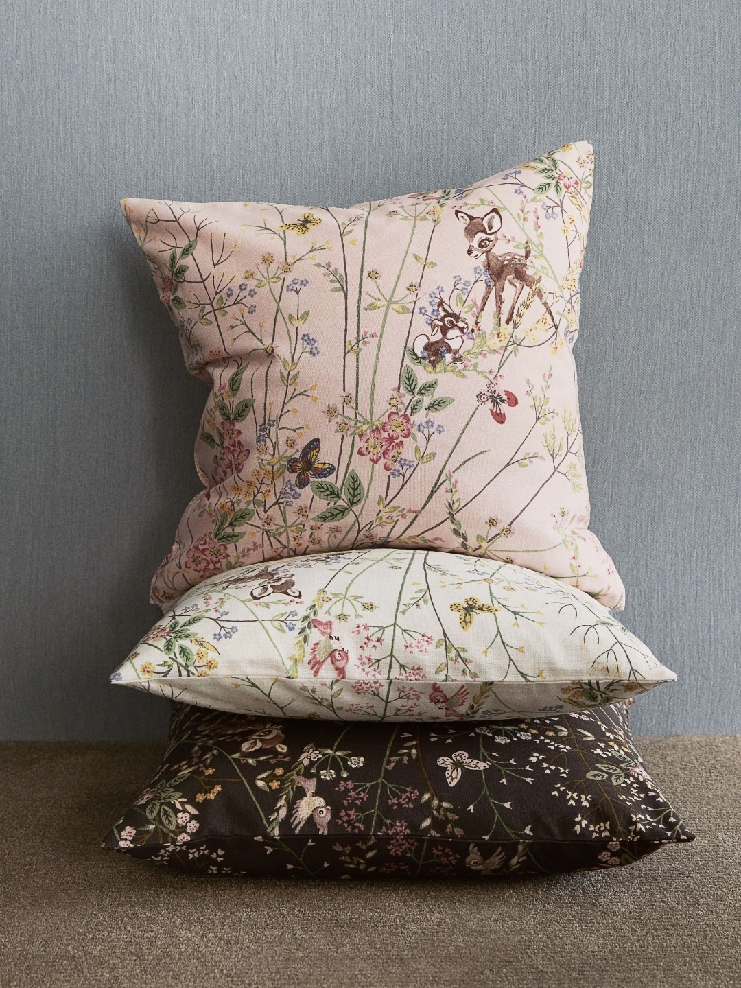 

H&M Pink Boys Patterned Cotton Cushion Cover