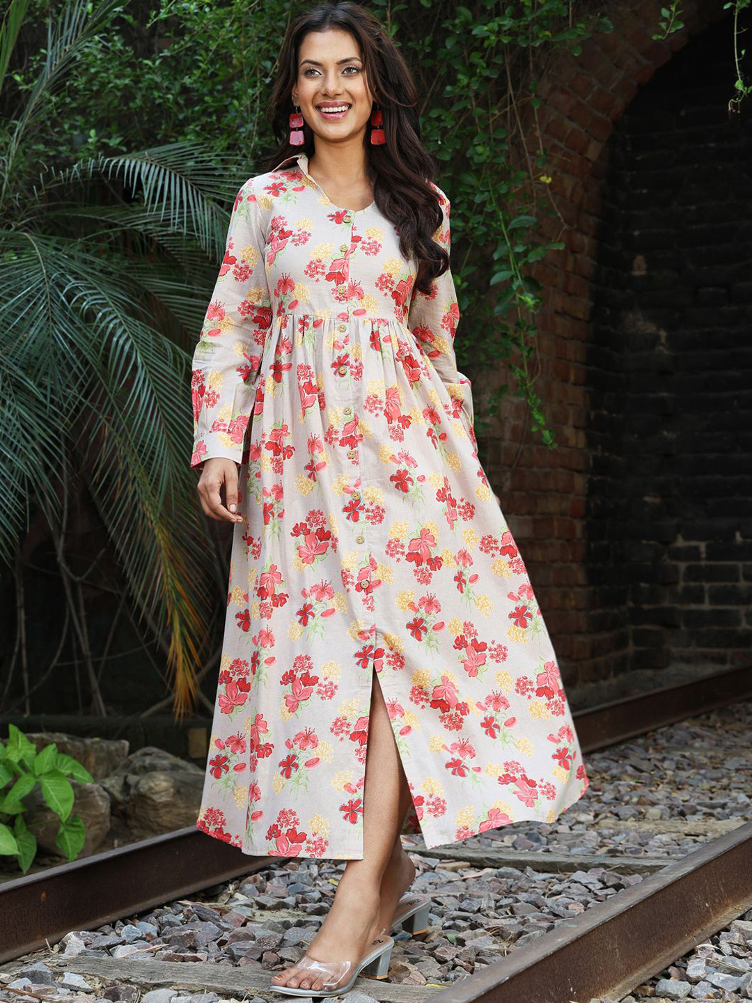 

KIMAYRA Floral Printed Shirt Collar Cotton A-Line Kurta, Beige