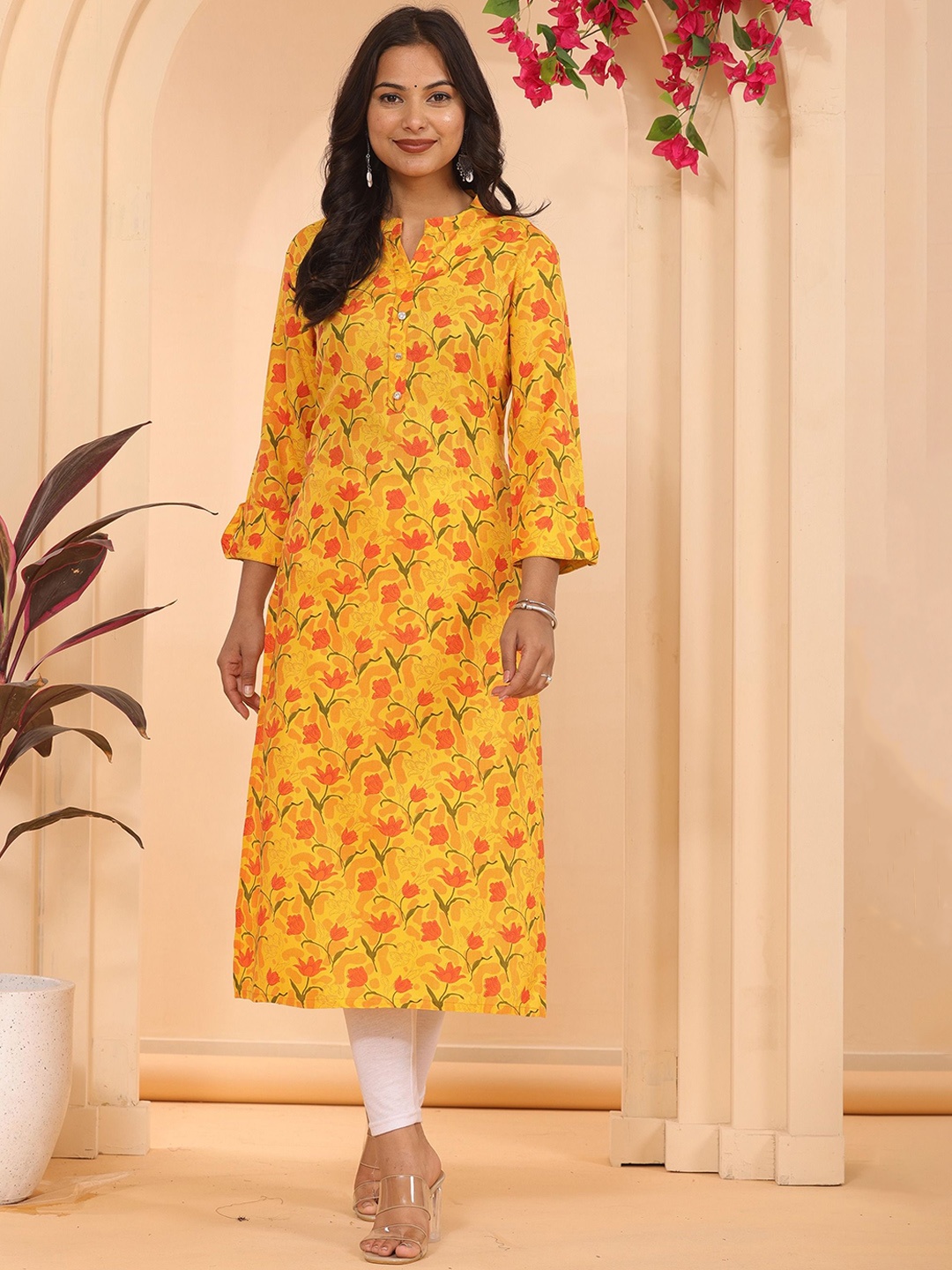 

PARTHVI Floral Printed Mandarin Collar Straight Kurta, Yellow