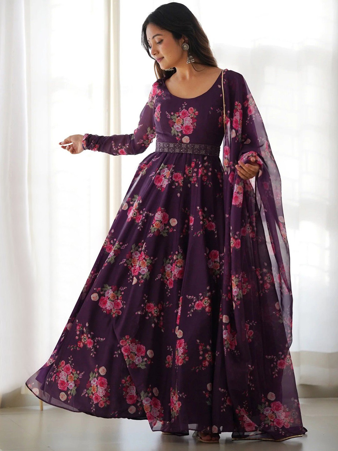 

Krunal Raiyani Floral Printed Fit & Flare Maxi Ethnic Dresses With Dupatta, Magenta