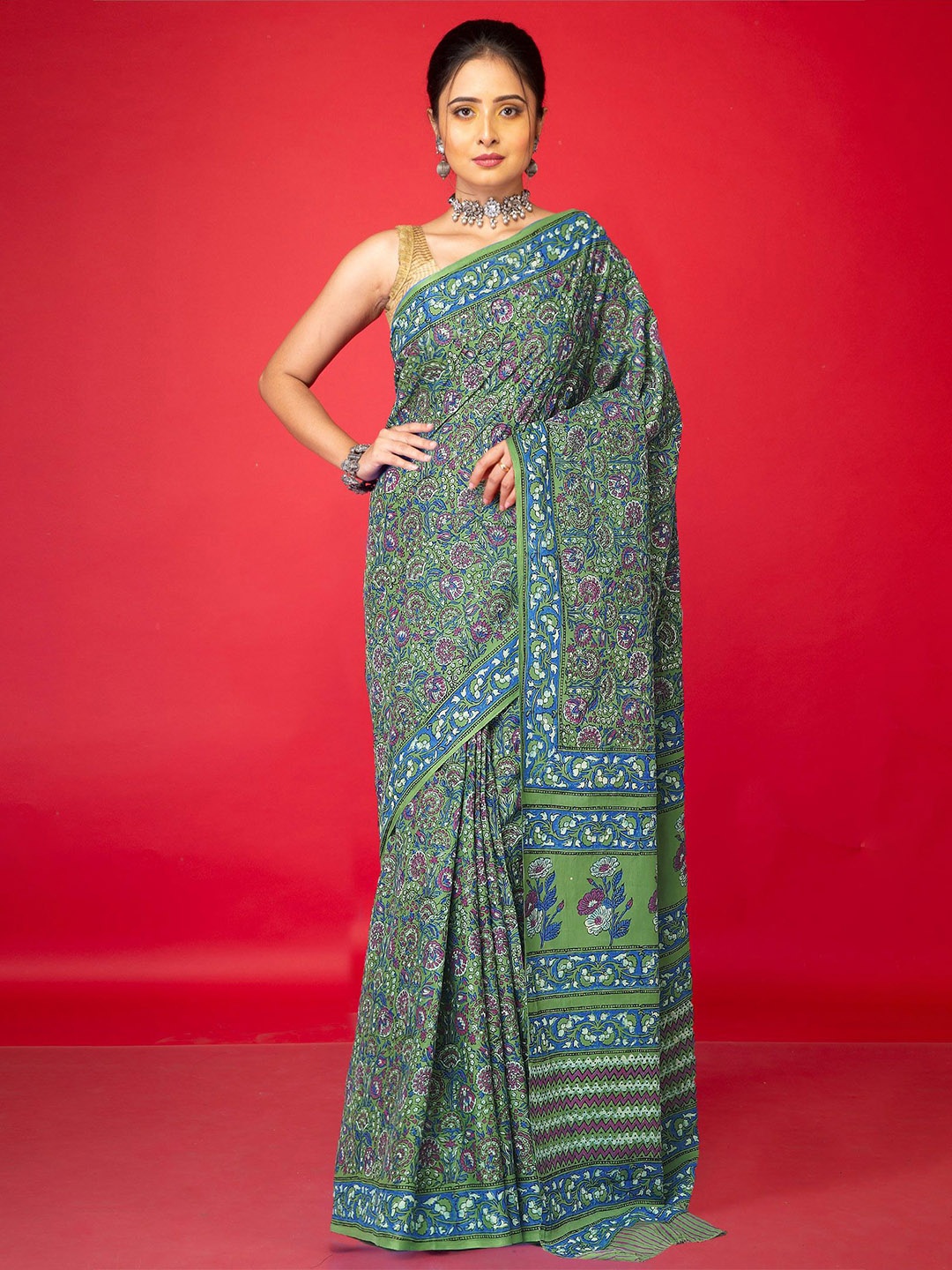 

Unnati Silks Floral Pure Cotton Block Print Saree, Green