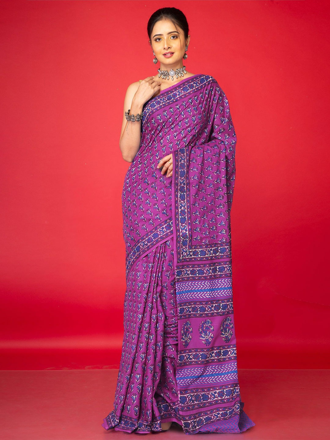 

Unnati Silks Floral Printed Pure Cotton Handloom Block Print Saree, Purple
