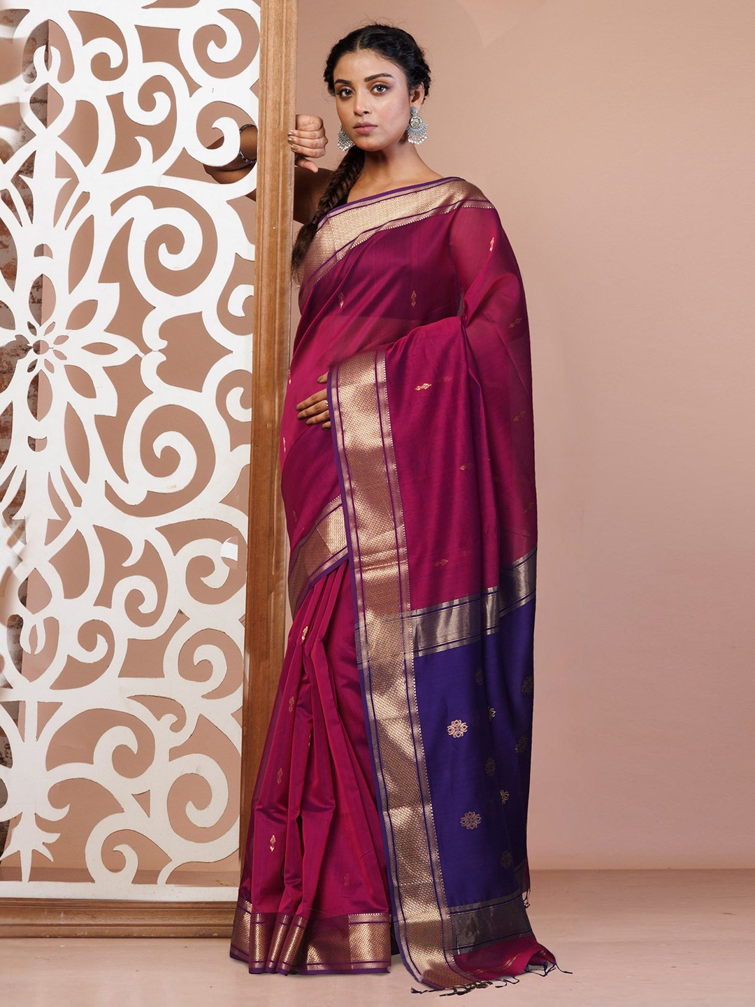 

Unnati Silks Floral Zari Handloom Maheshwari Saree, Pink