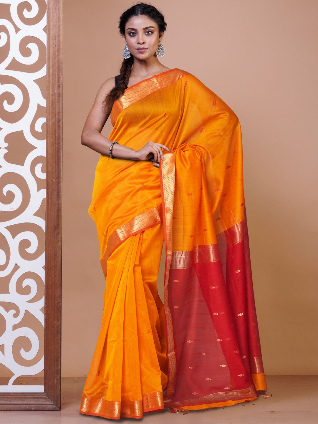 

Unnati Silks Woven Design Zari Handloom Maheshwari Saree, Yellow