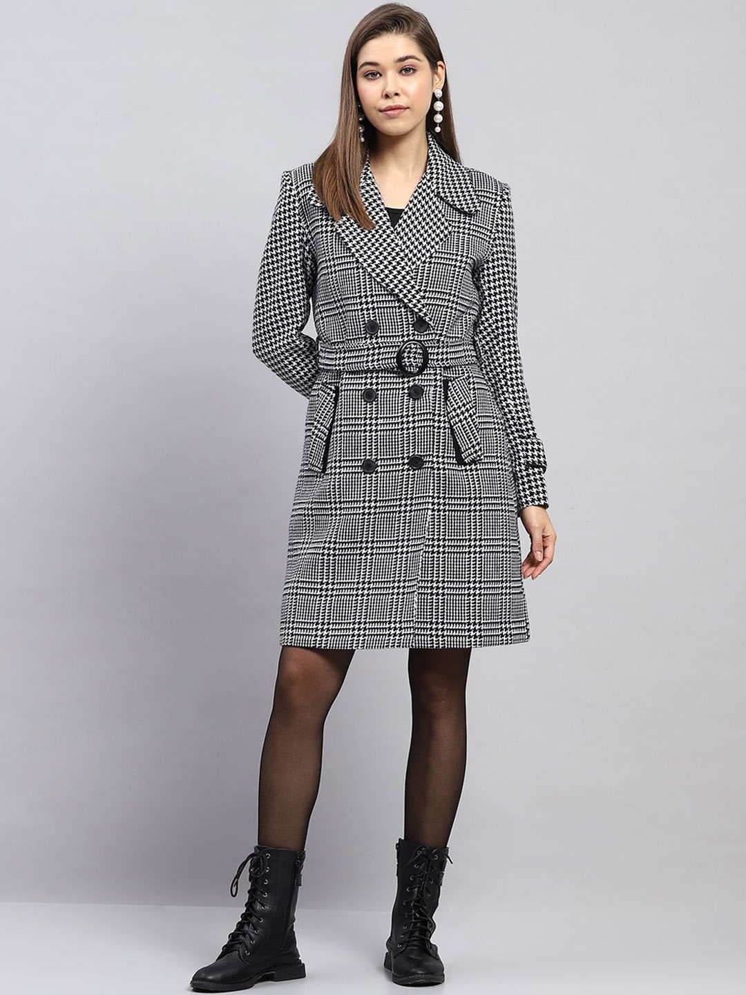 

Monte Carlo Women Notched Lapel Full Sleeves Woolen Overcoat, Black