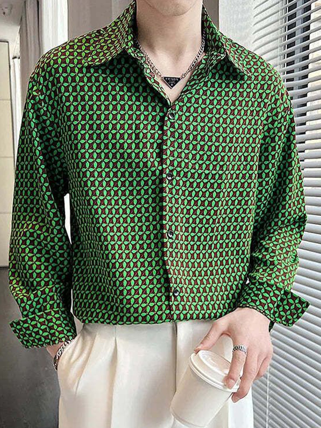COLORWINGS Men Comfort Spread Collar Geometric Printed Casual Shirt, Green