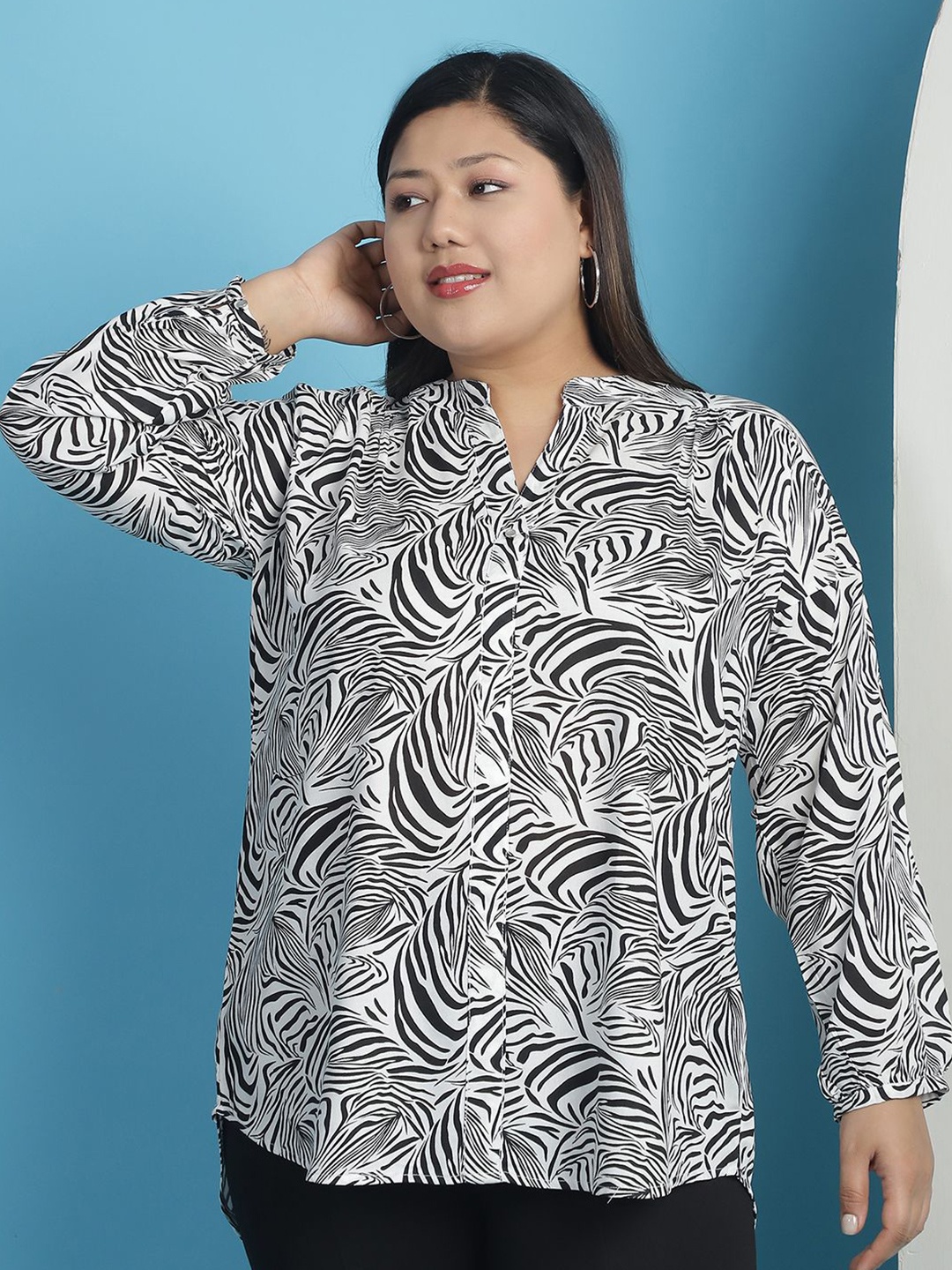 

theRebelinme Women Plus Size Mandarin Collar Printed Shirt Style Top, White