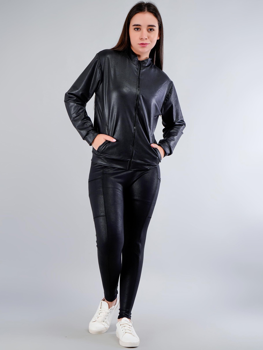 

SSoShHub Women Mock Collar Solid Leather Sports Leather Lightweight Jacket, Black