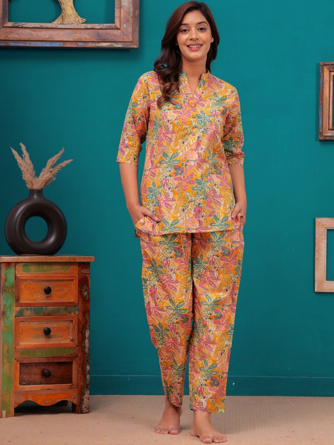 

JAIPURFAME Printed Pure Cotton Tunic With Trouser, Orange