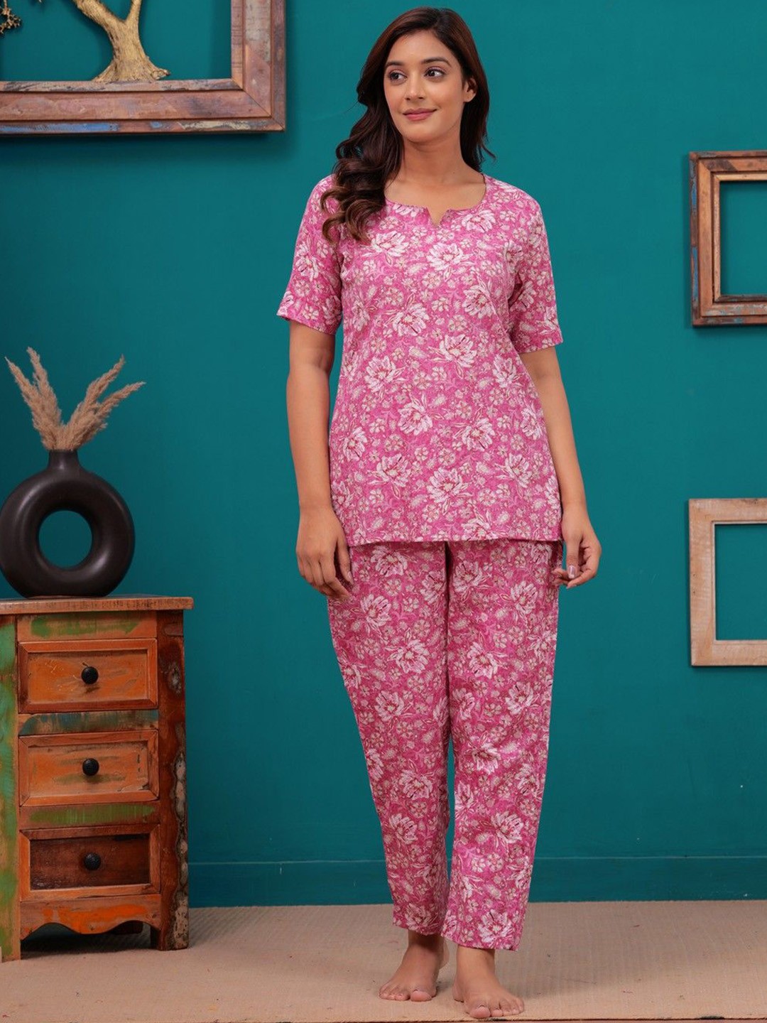 

JAIPURFAME Printed Pure Cotton Tunic With Trousers, Pink