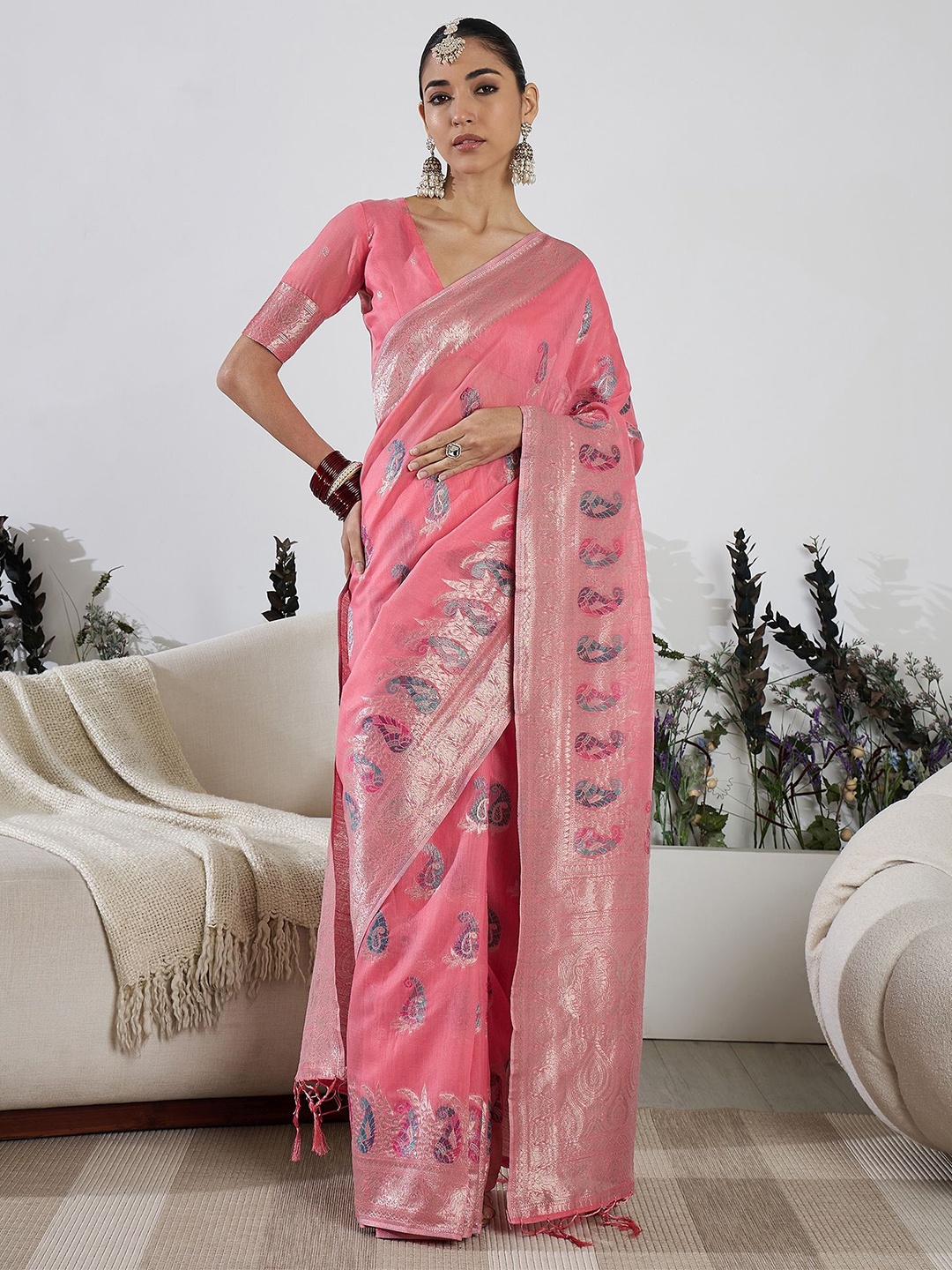 

Dori Woven Design Zari Banarasi Saree, Pink