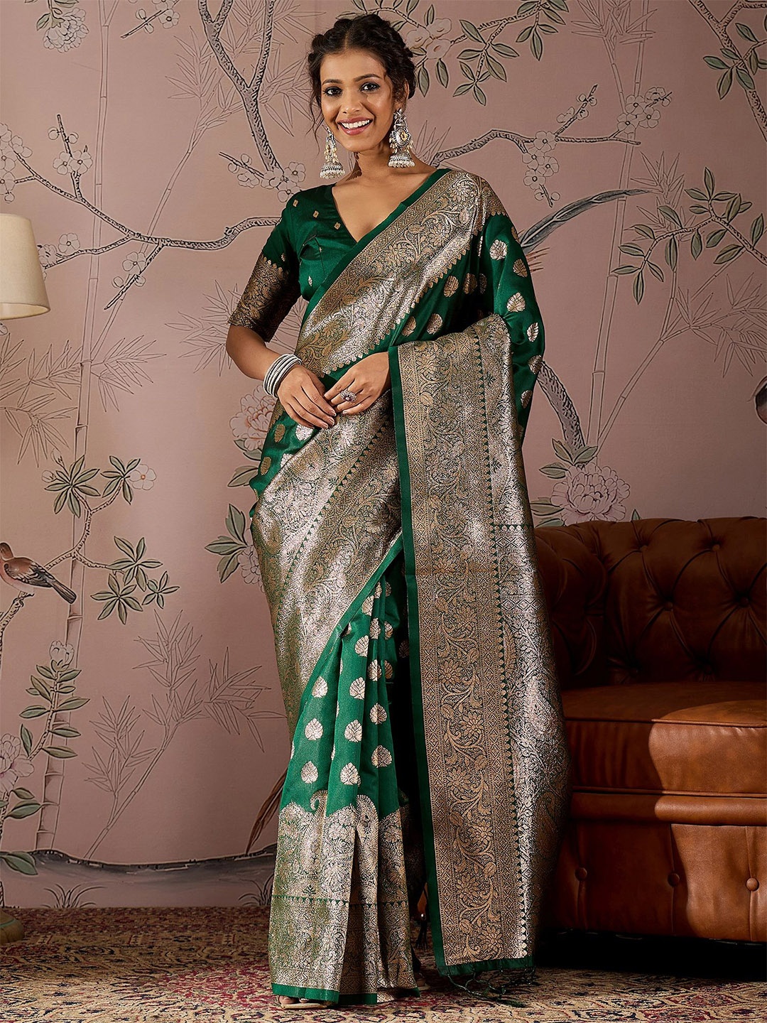 

Sangria Woven Design Zari Banarasi Saree, Green