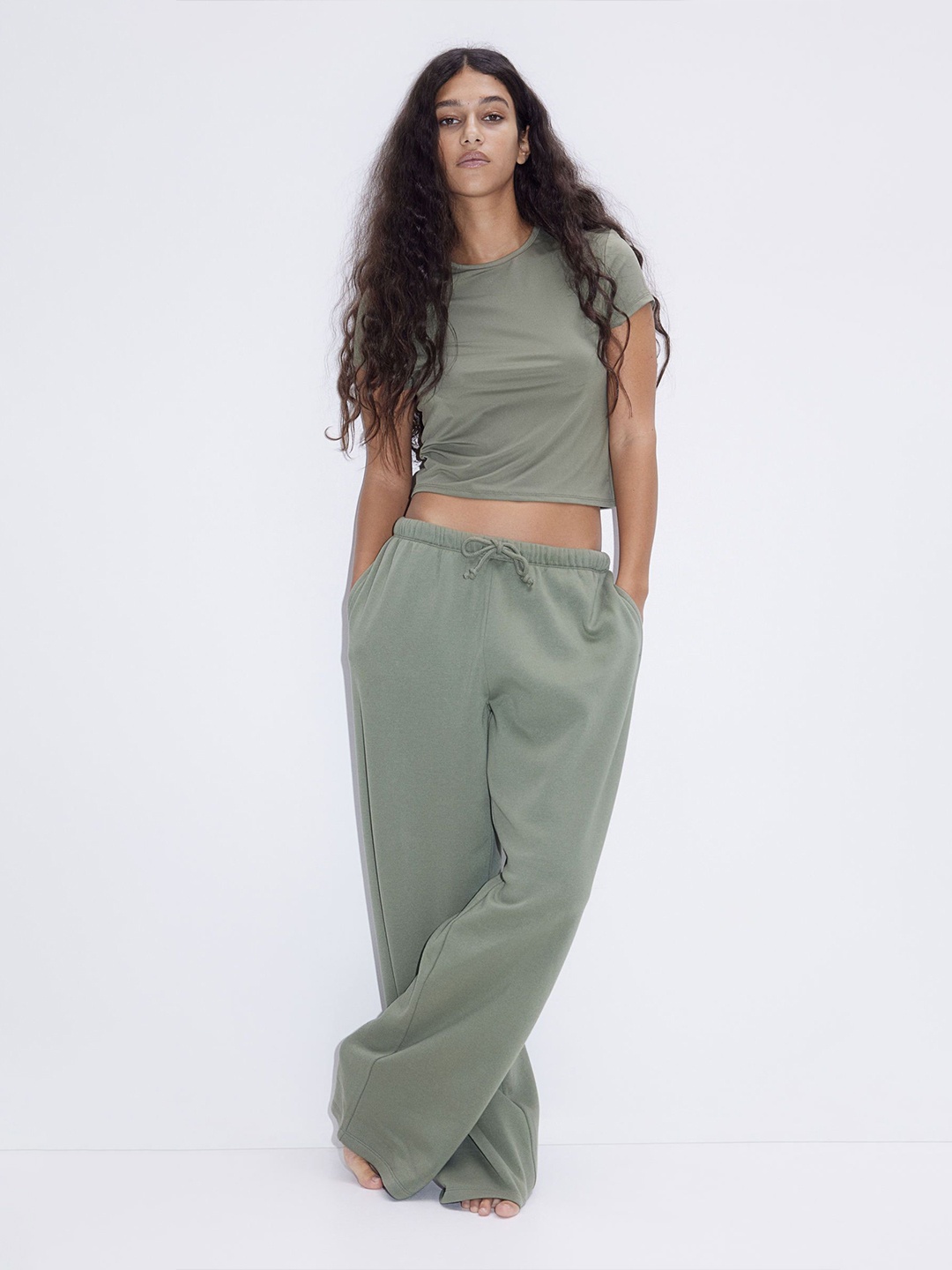 

H&M Fitted T-Shirt, Green