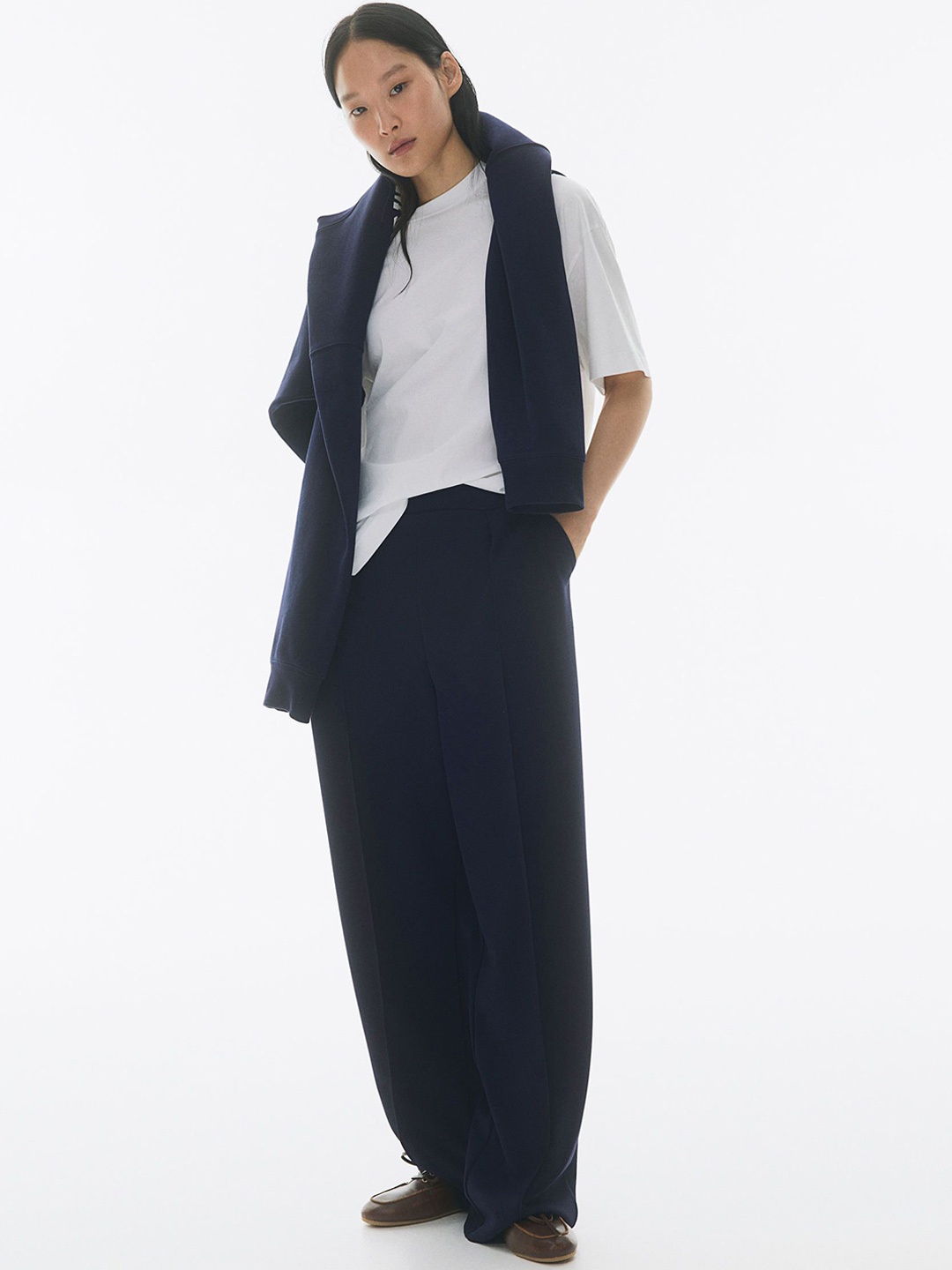

H&M Women High-Waisted Tailored Trousers, Blue