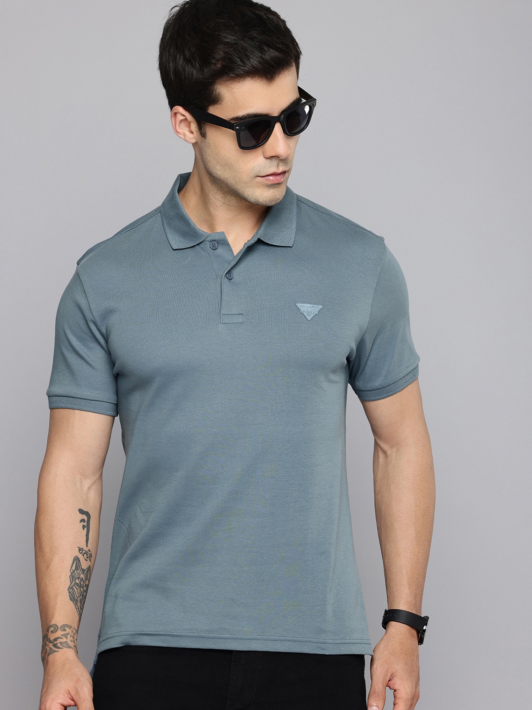 

Levis Polo Collar Slim Fit Pure Cotton T-shirt, Blue