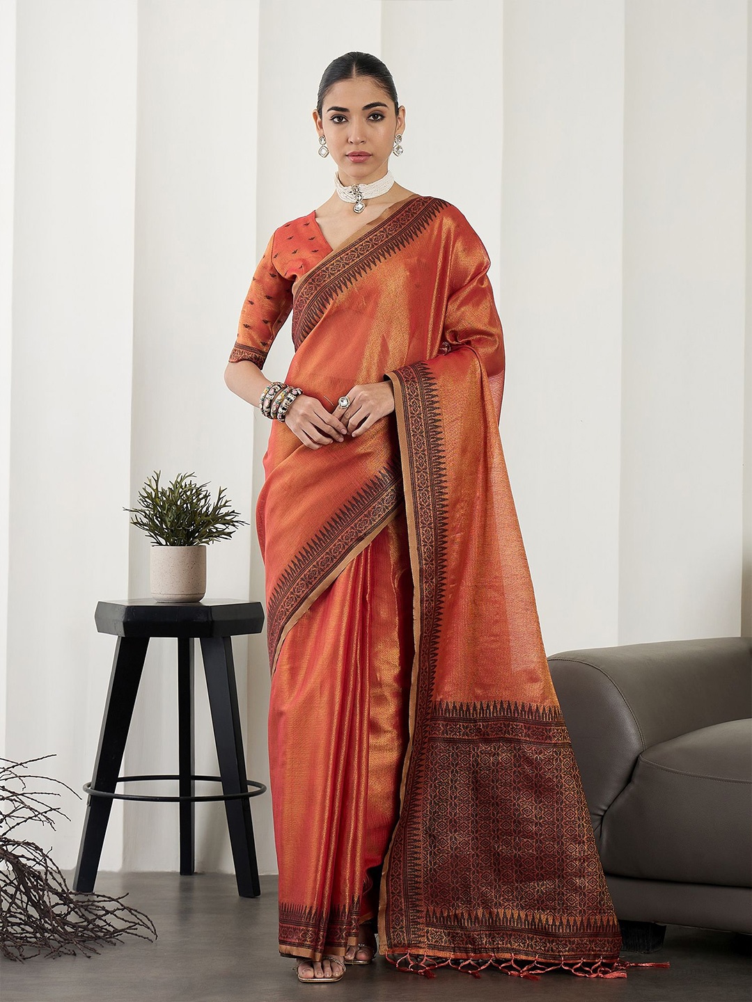 

Dori Woven Design Zari Tissue Banarasi Saree, Orange
