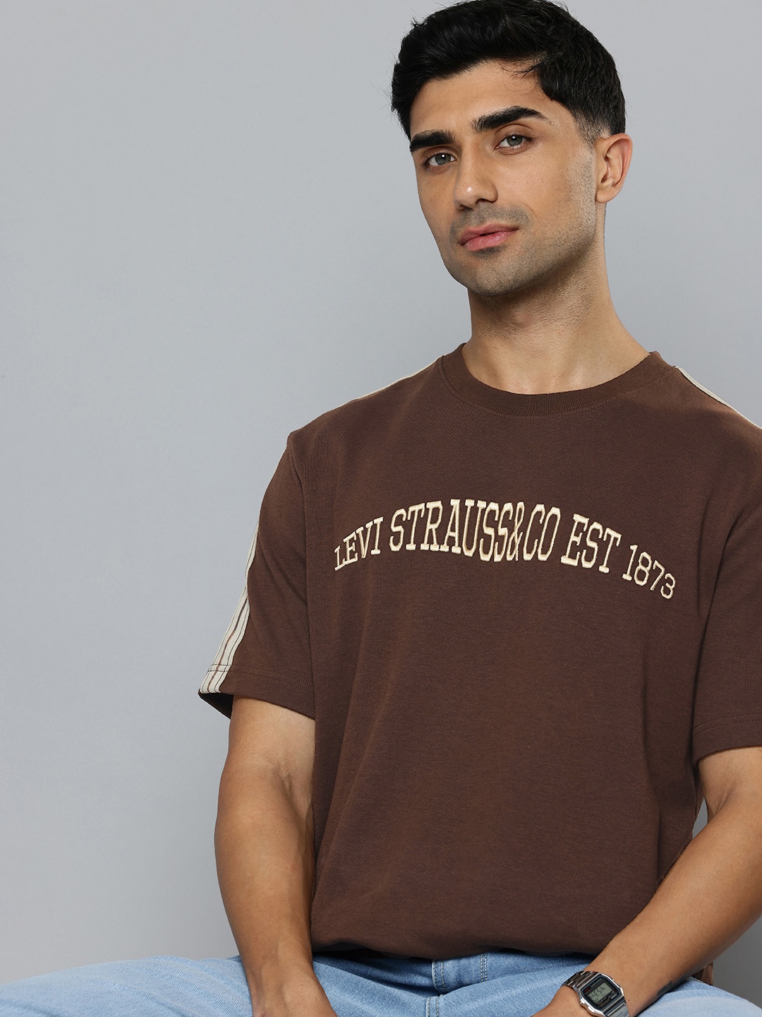 Levis Typography Printed T-shirt, Brown