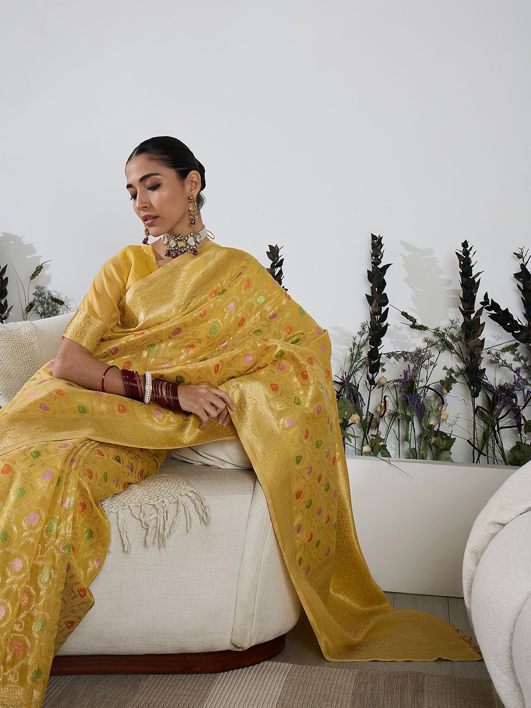 

Sangria Woven Design Zari Banarasi Saree, Yellow