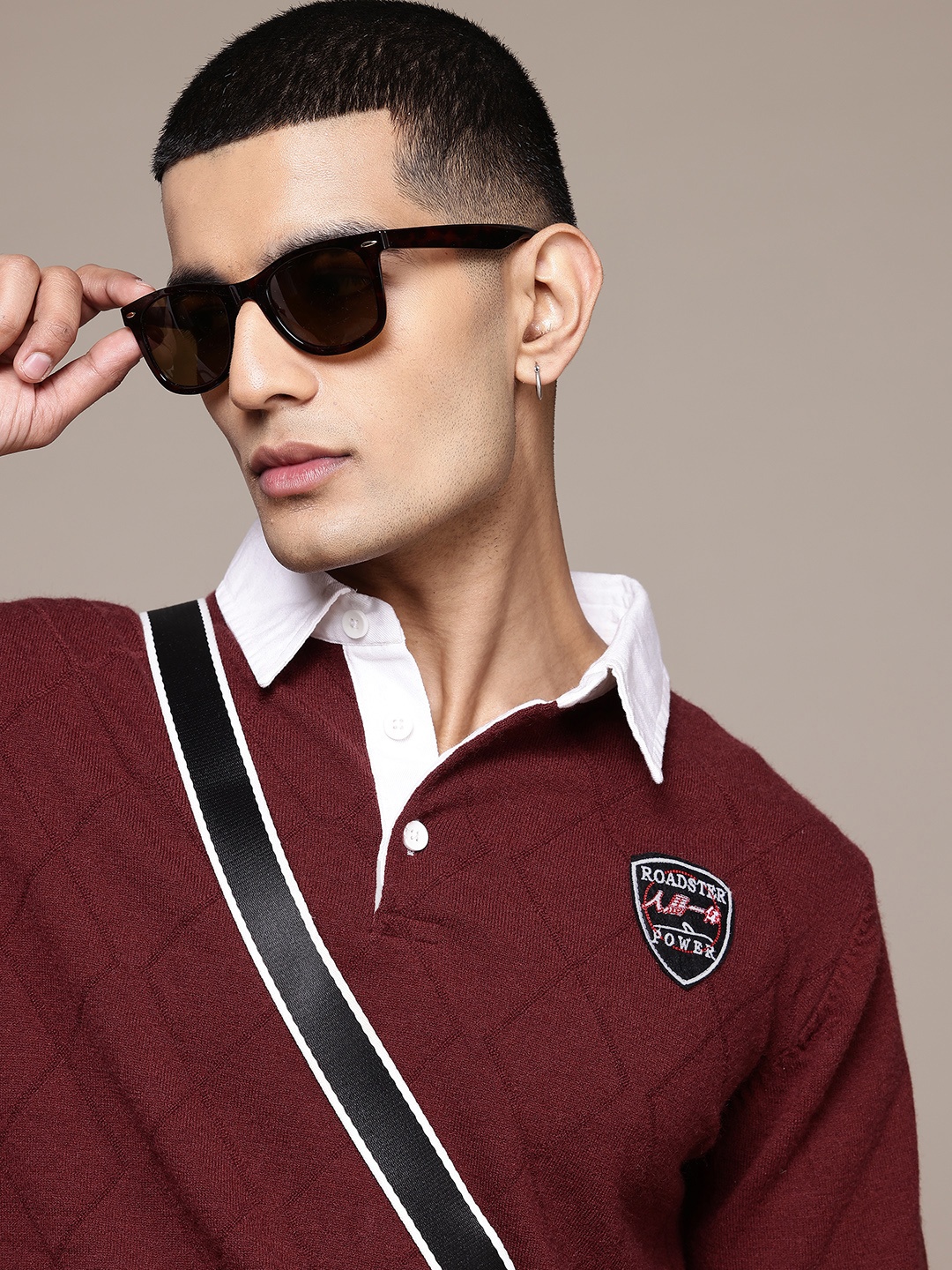 

The Roadster Lifestyle Co. Geometric Textured Woollen Pullover, Maroon